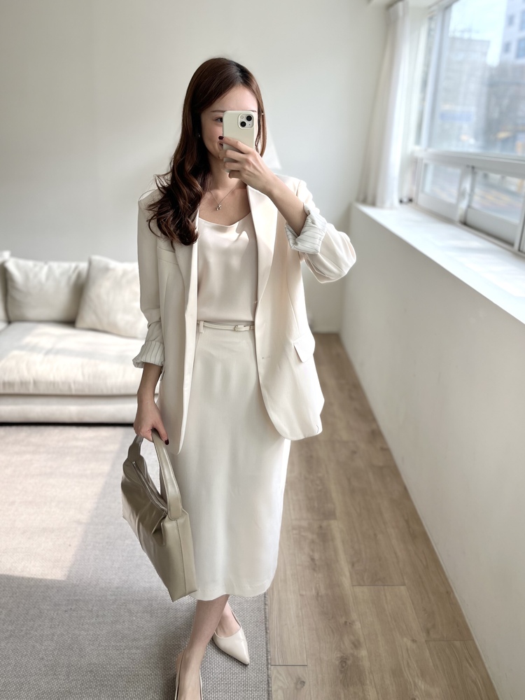 Atelier Relaxed Blazer (Ivory)