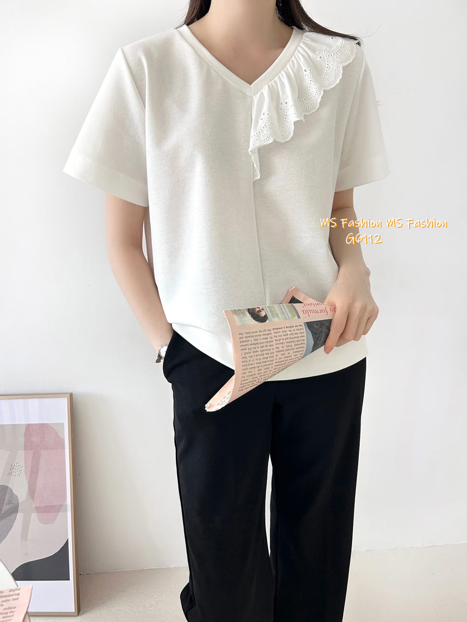  G6112 韓國🇰🇷V領通花ruffle top