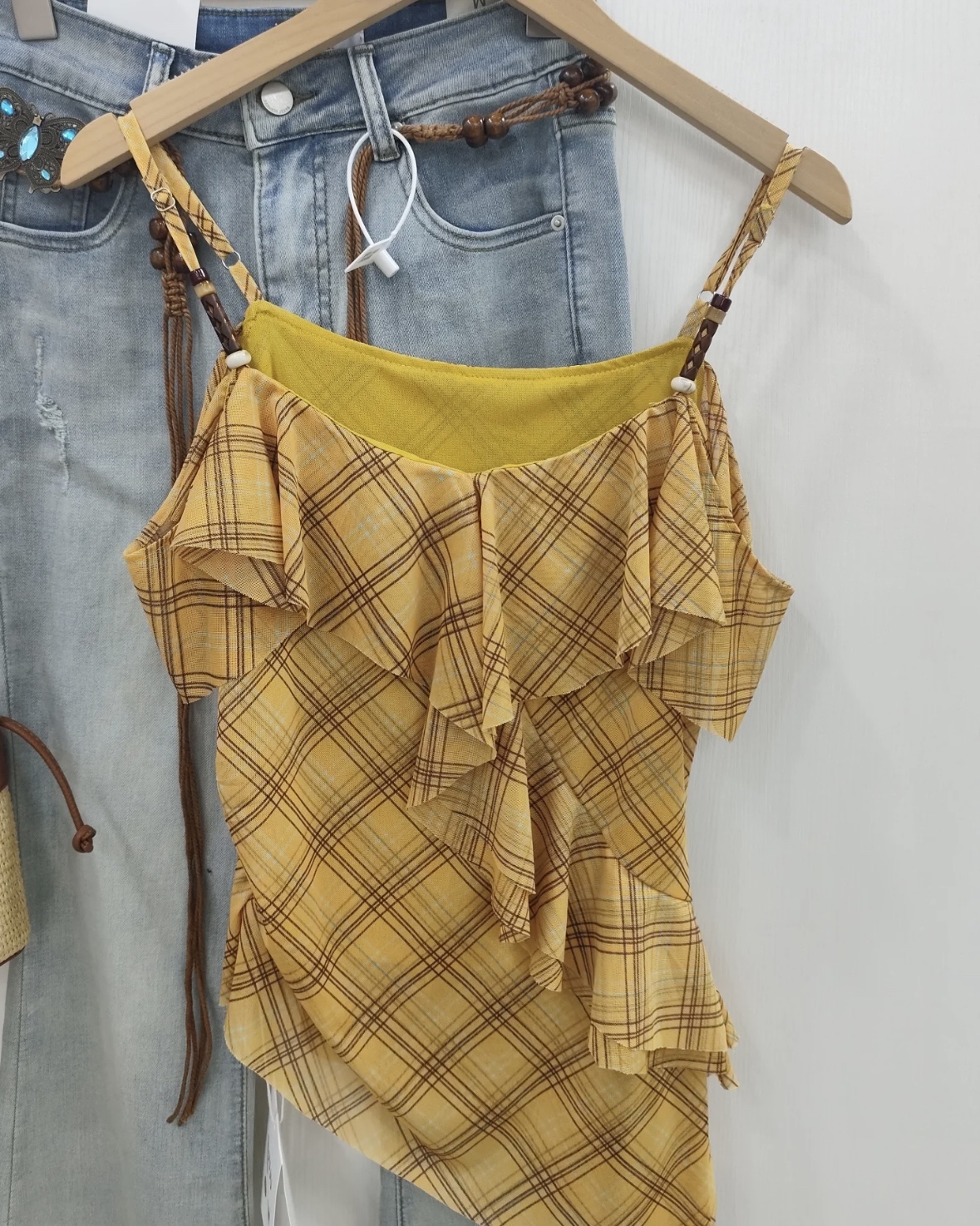 TP477法式荷叶边上衣