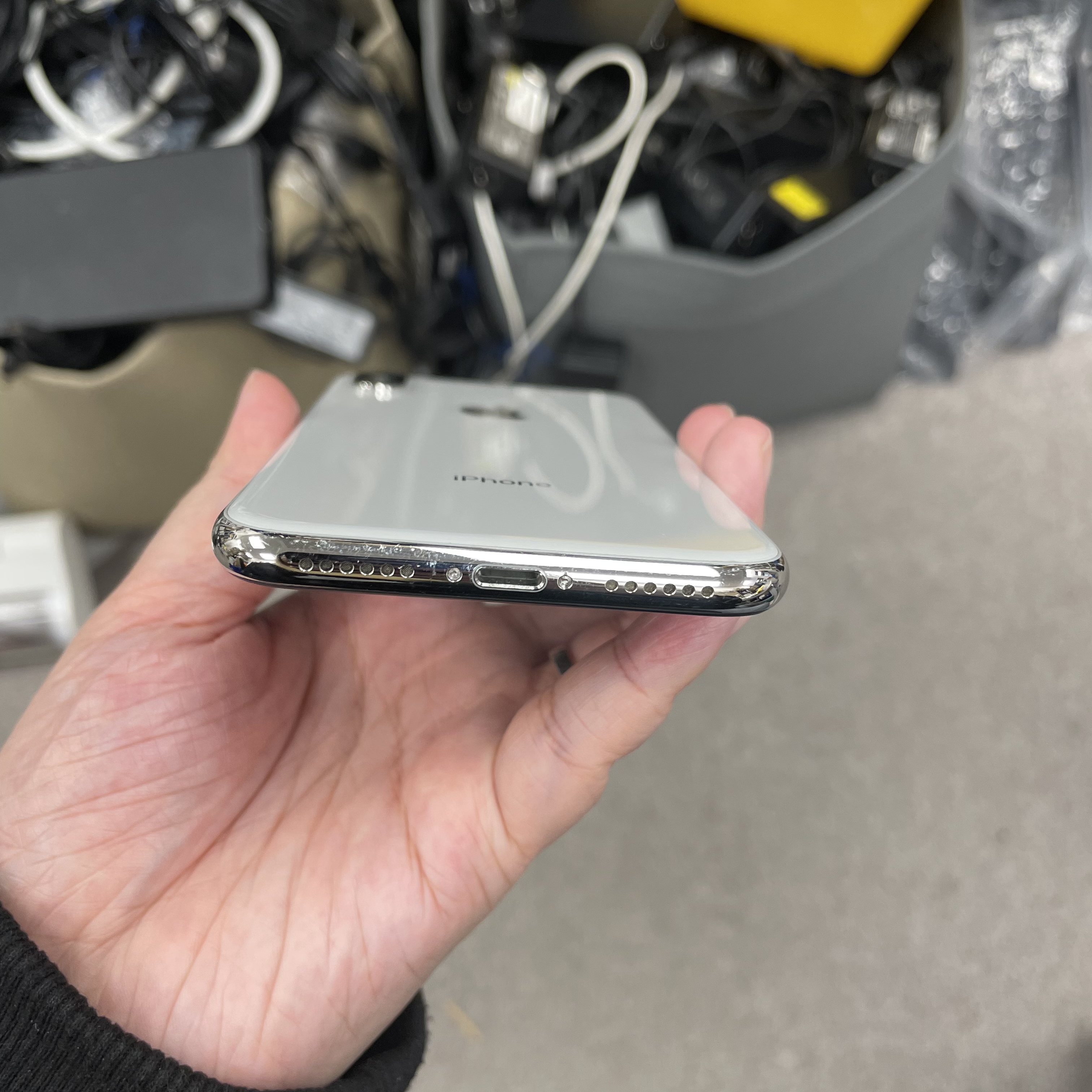 *5970 X 超靚機 256GB 電100 白色 white