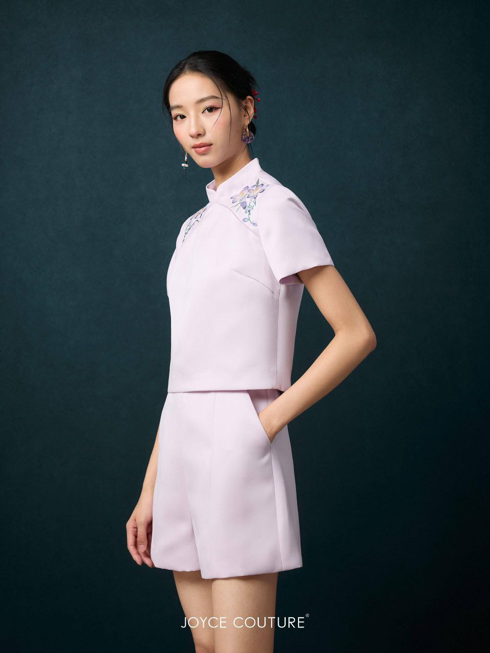 兰花刺绣假两件式连身裤 D0359