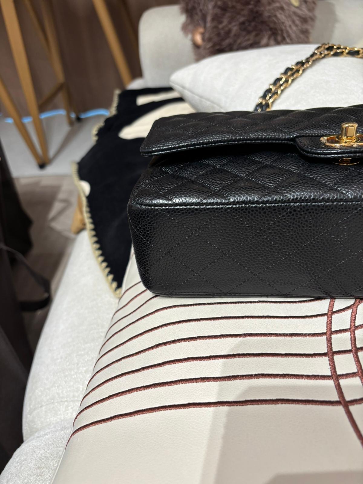 Chanel Classic Flap Medium 25cm A01112 CF25 黑色荔枝牛枝金扣 100%Authentic, 99%New ✅25Card✅Dust bag✅Box