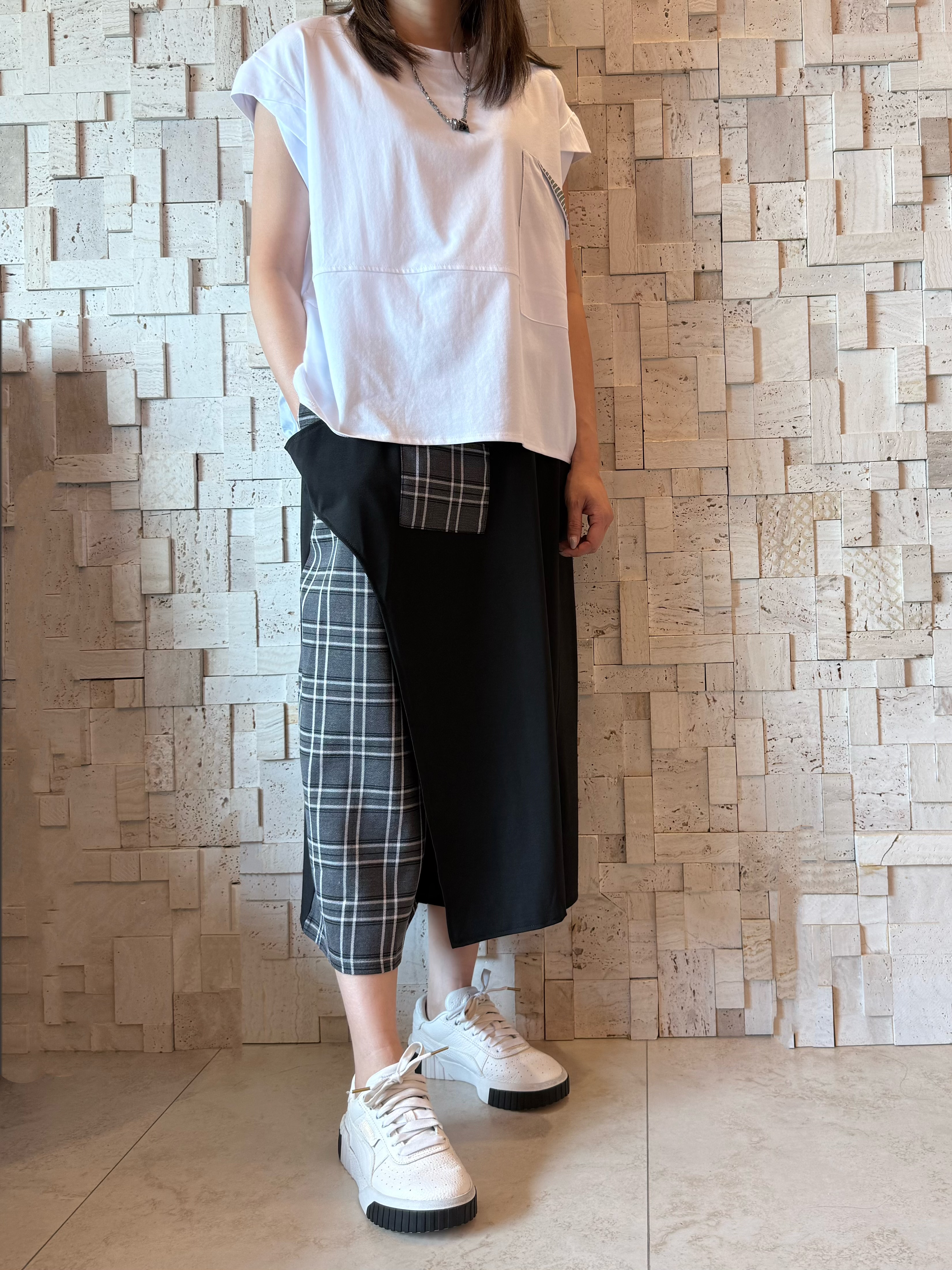 #2107 闊身不規則袖Top💫