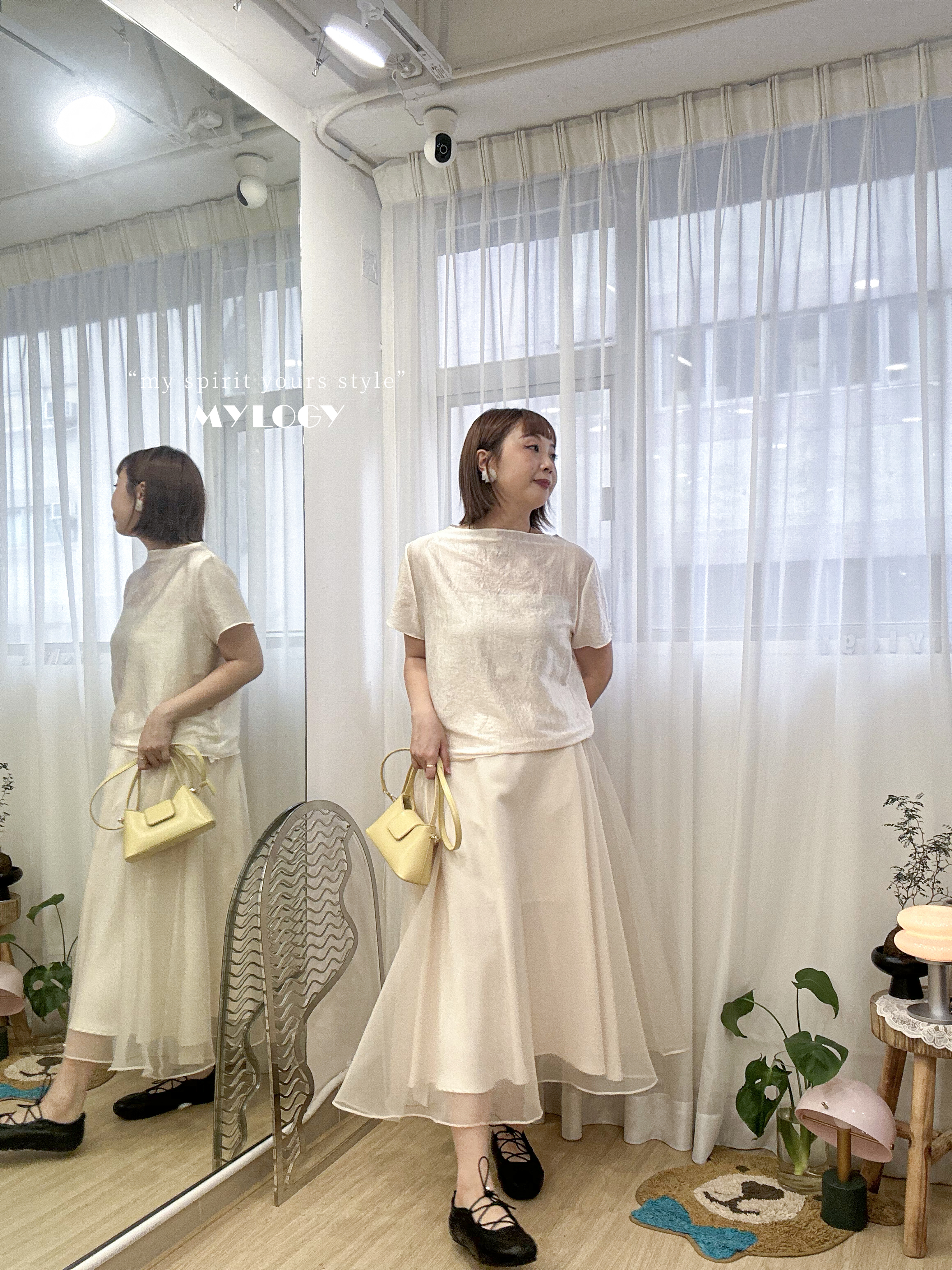 極簡高級感～亮面羅紋薄襯衫 OND0001 - 杏色 Beige