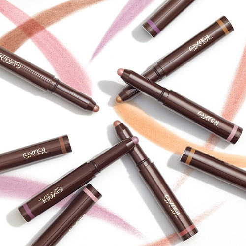 日本Sana Excel 柔滑亮彩眼影筆 眼影棒 Gleam On Fit Shadow Eyeshadow Stick LDK Best Buy