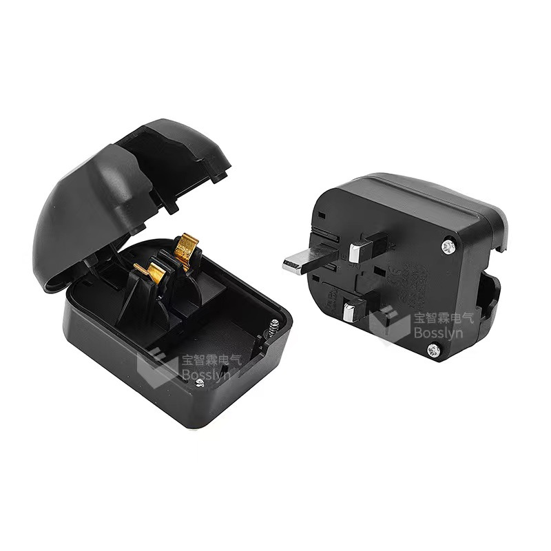 China 3 flat pins to Local / UK 3 pins Socket adaptor convertor with Safety Fuse