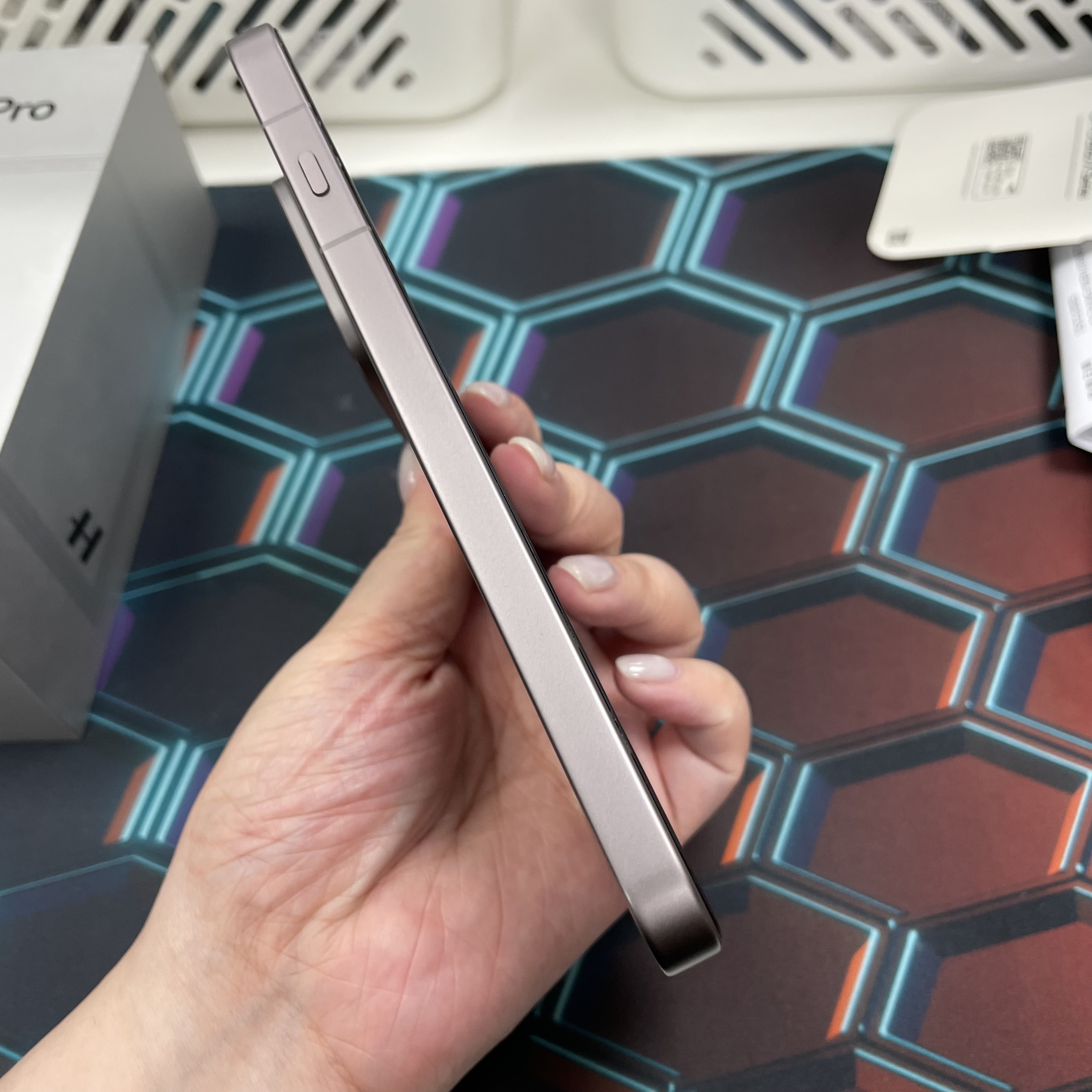 *6526 Oppo Find X9 Pro 勁靚機 16+512GB 鈦灰色 gray