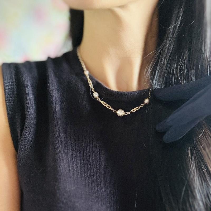 Vintage C.a. 1980-90s Sarah Coventry Canada Faux Pearl Short Necklace (MT1959)