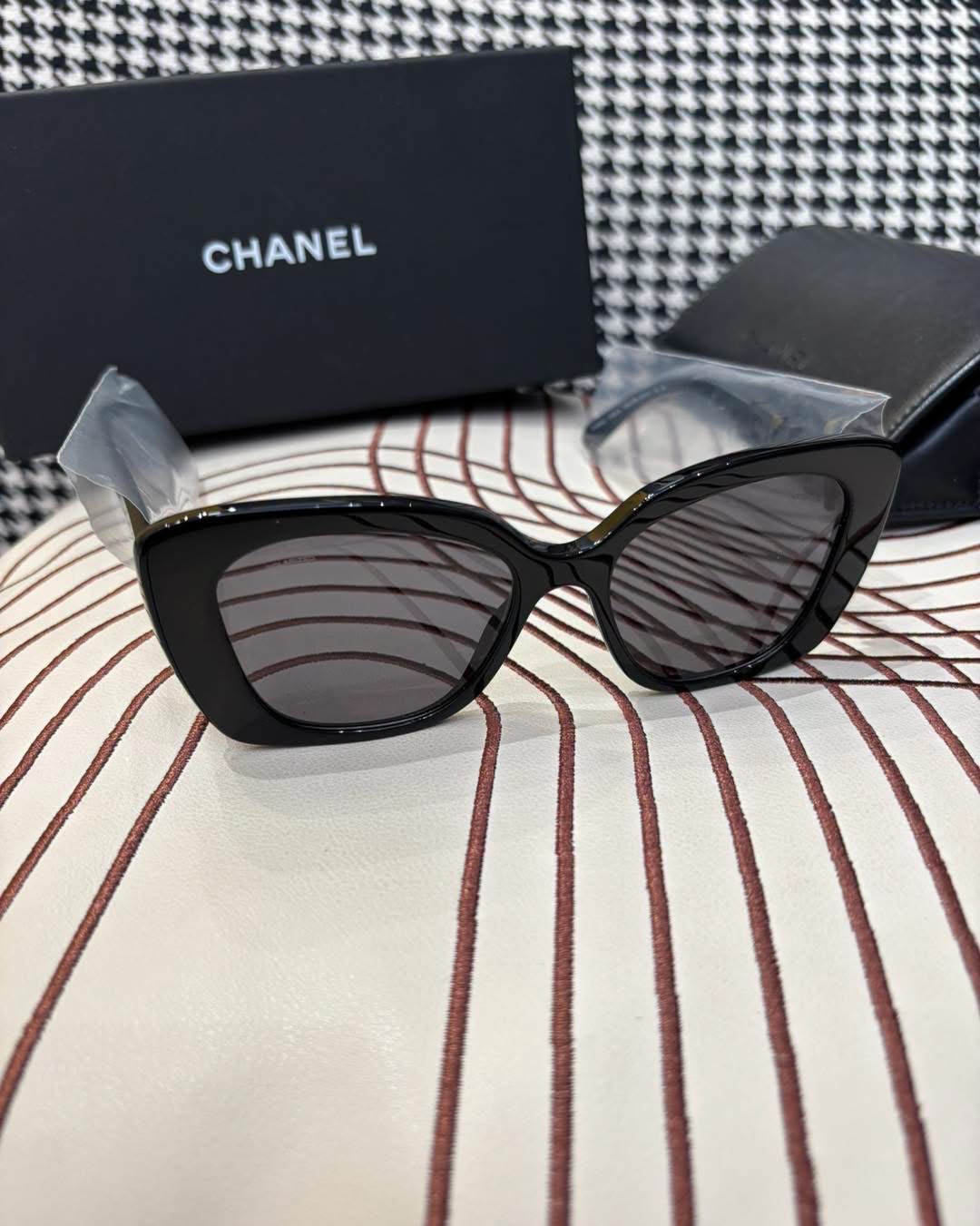 CHANEL Sunglasses 5422-B太陽眼鏡 100%Authentic,98%new  ✅眼鏡盒✅外盒