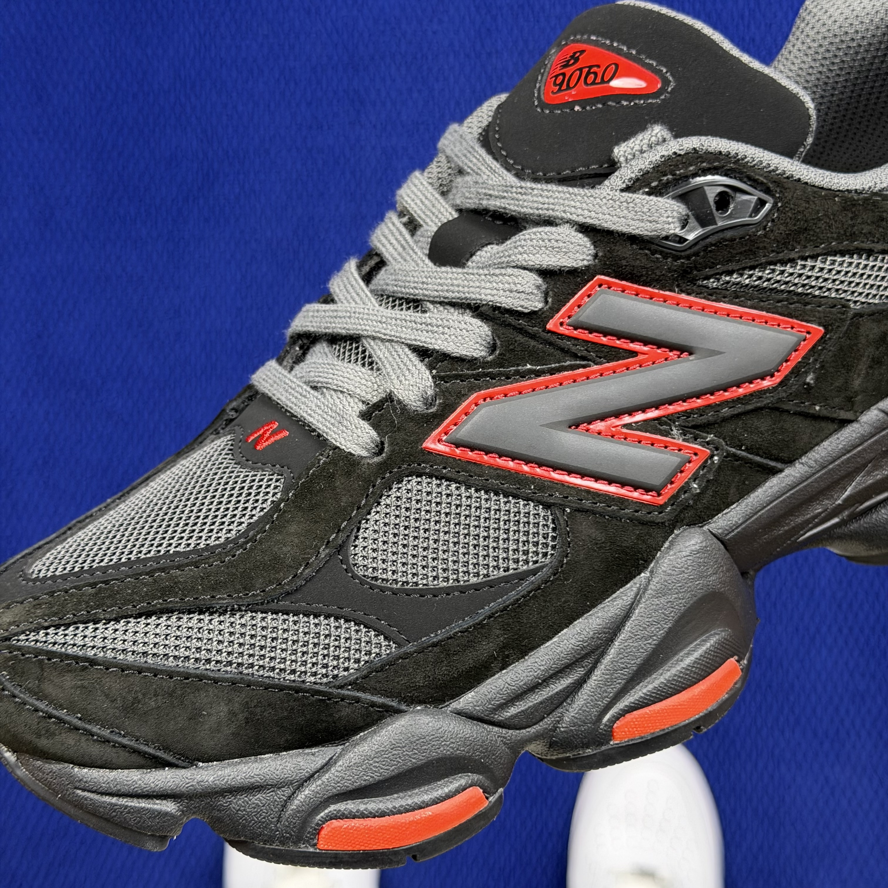 New Balance 9060 U9060JR