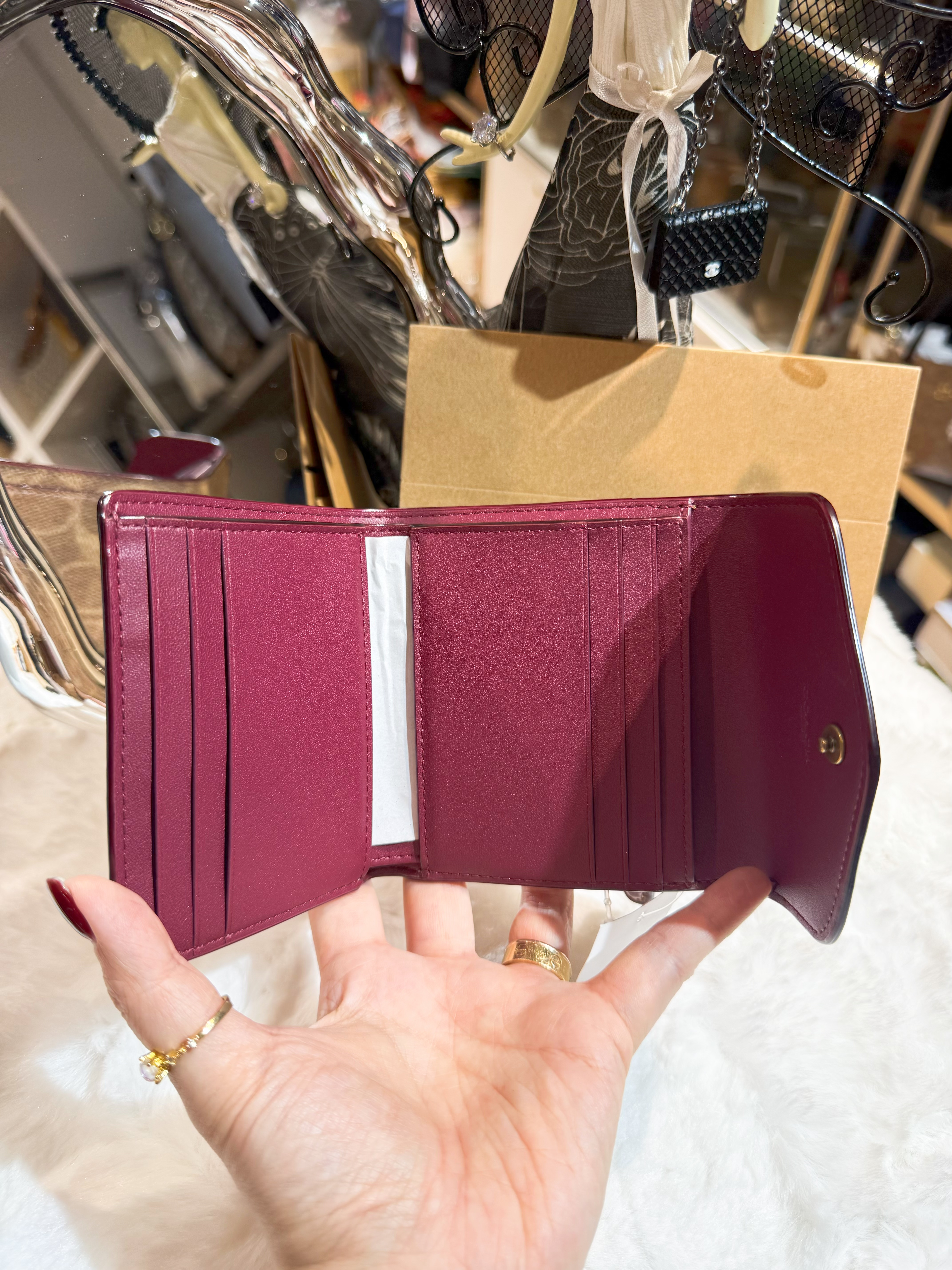 Coach Wyn wallet logo/m