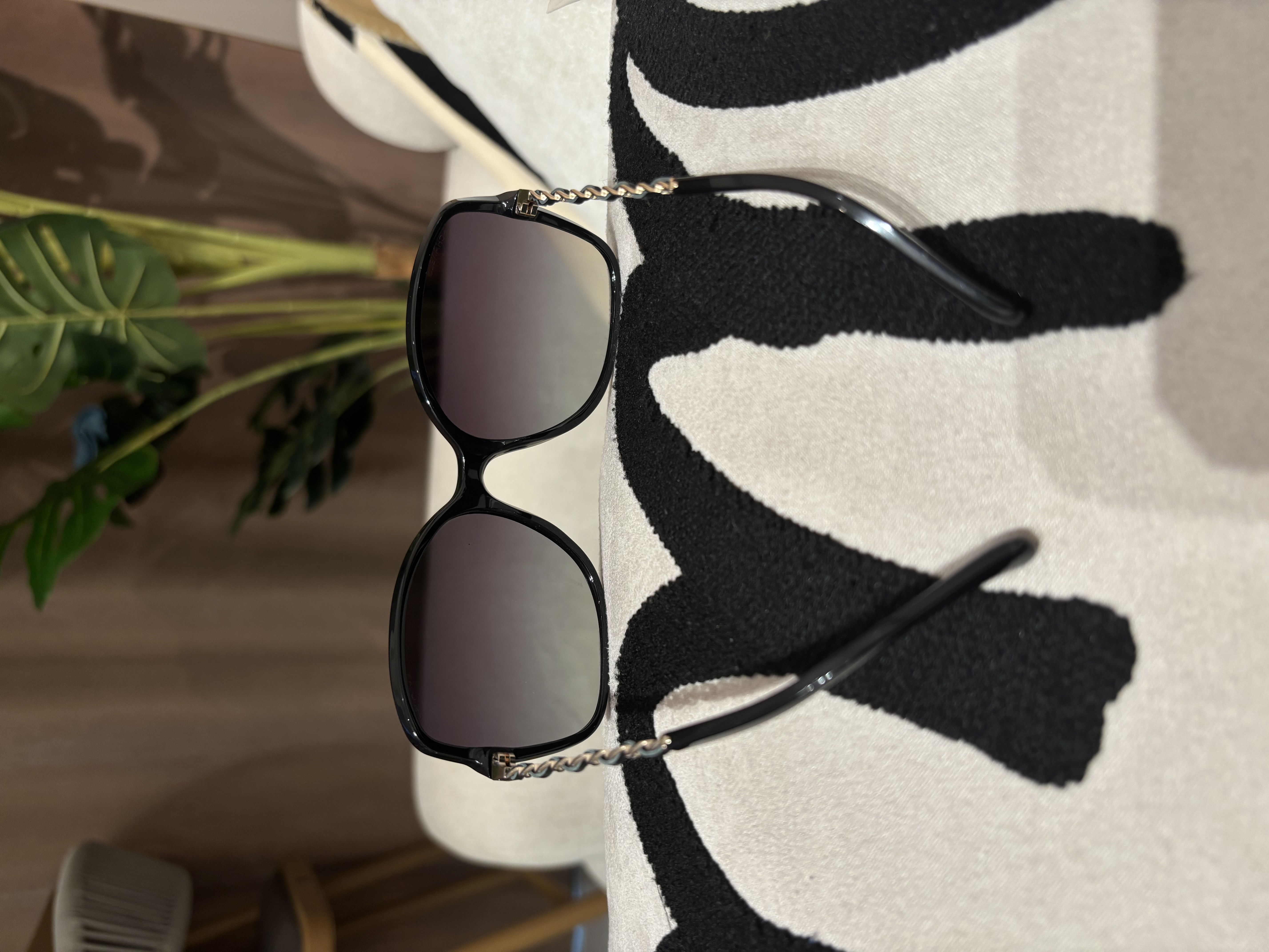 全新 Chanel Sunglasses 皮穿鏈 5210 太陽眼鏡100%Authentic, 全新未使用品 ✅Box