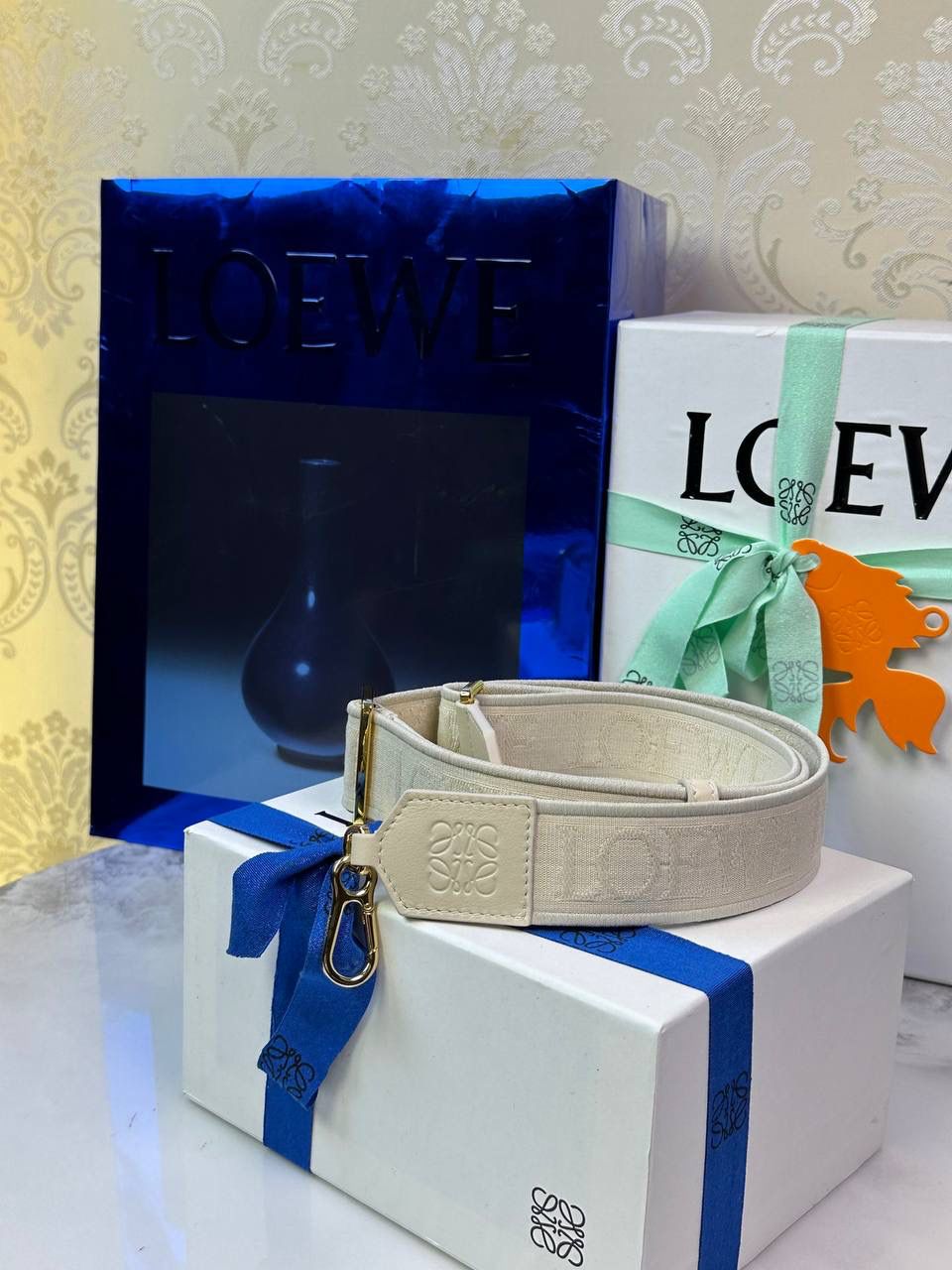 论一个包💼如何变得更高级系列‼️ 👉🏻胸针➕链条➕宽肩带🩷 （特别提醒⏰：所有配饰都需要另外购买‼️）