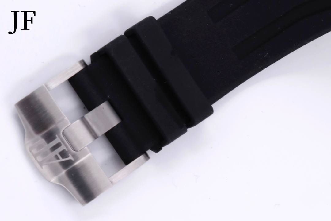 🚀AP 皇家橡树离岸型 大熊猫计时码表 AP 26400 精钢表壳 陶瓷表圈 双面蓝宝石镜面 3126机芯 橡胶表带 精钢针扣 直径44mm💯