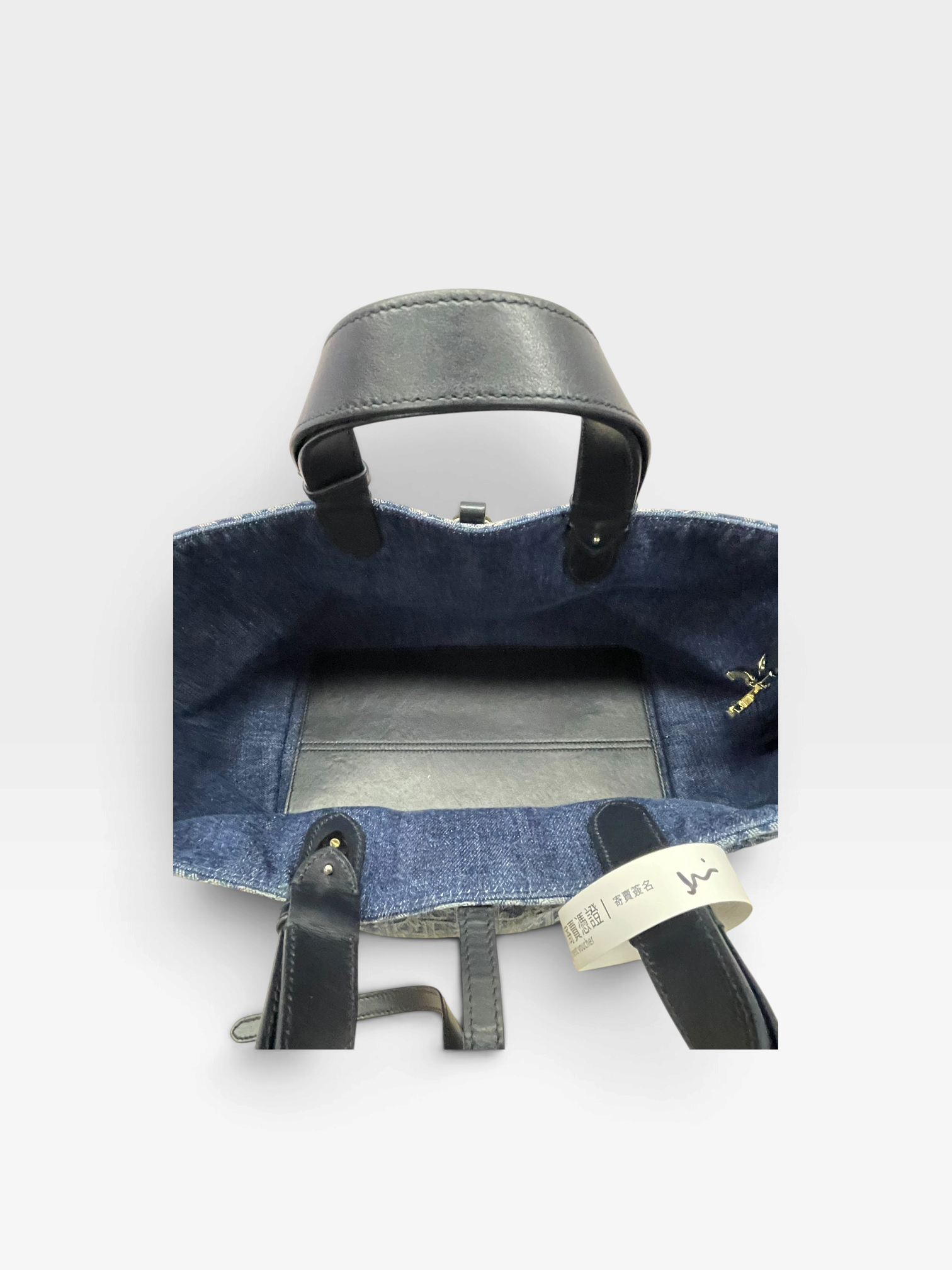 直播貨品 |  [1個-$100 2個-$300］I3