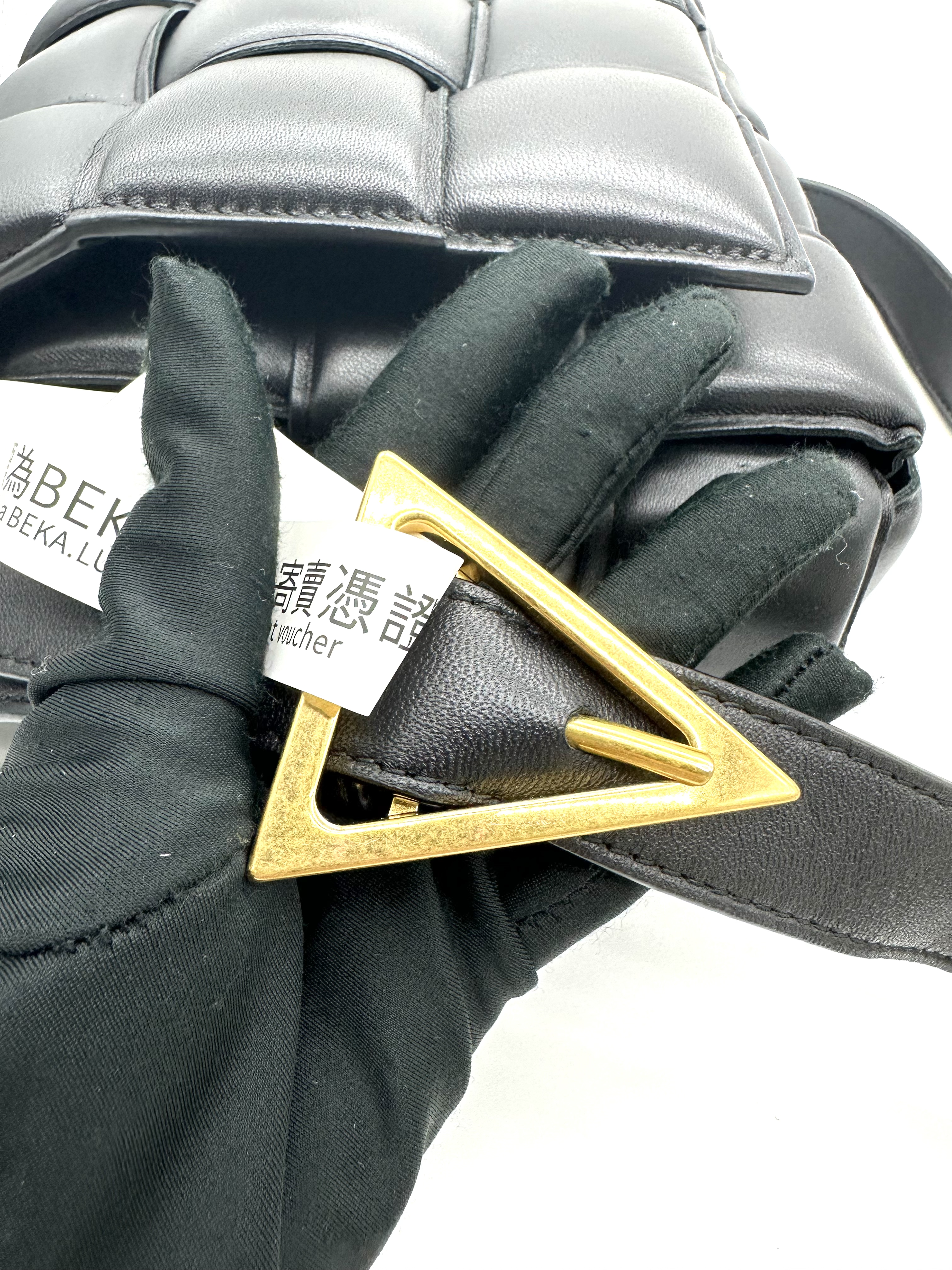 Pre-owned Bottega Veneta Padded Cassette bag/ Product Code: 26031810