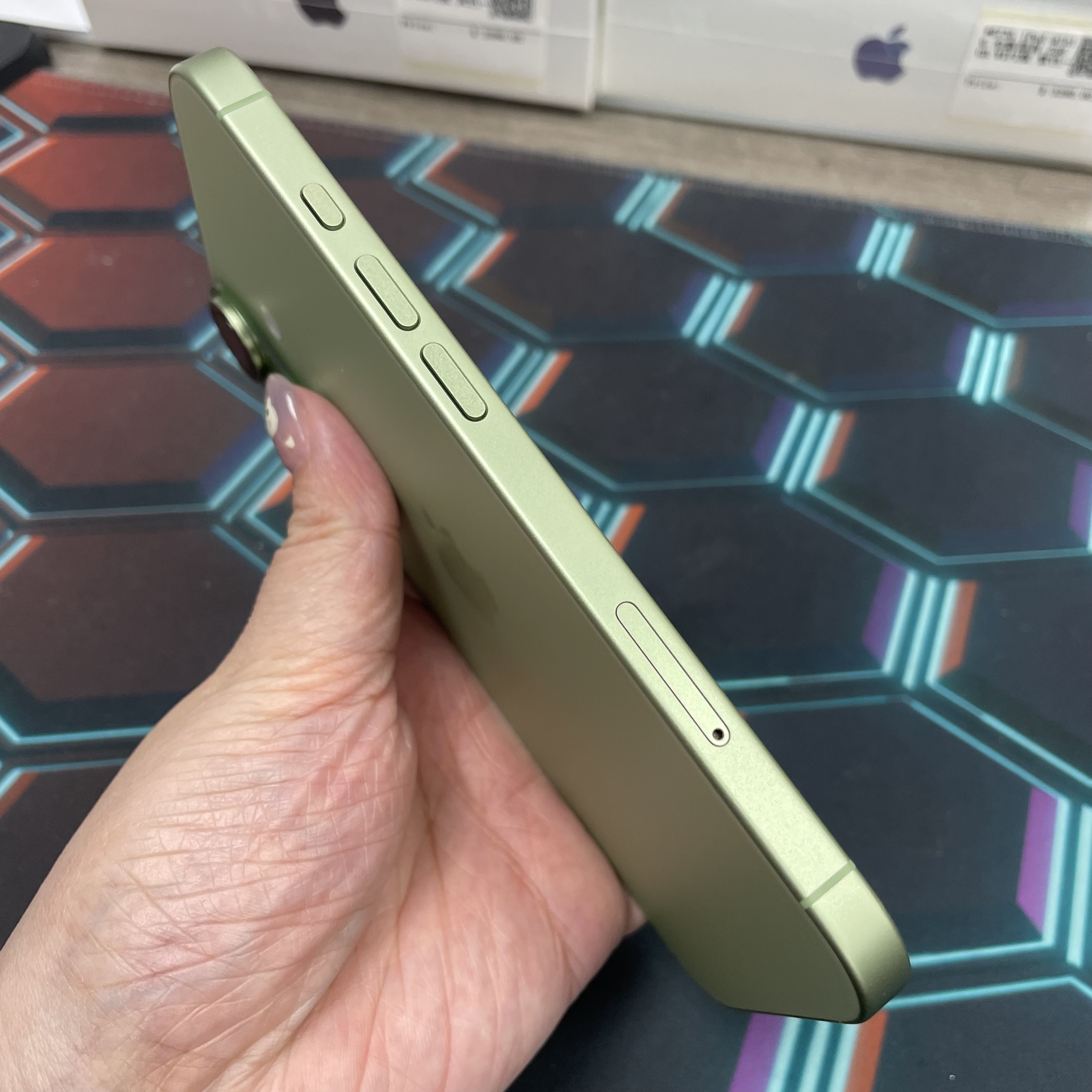 *6750 17 完美機 256GB 電100 綠色 green