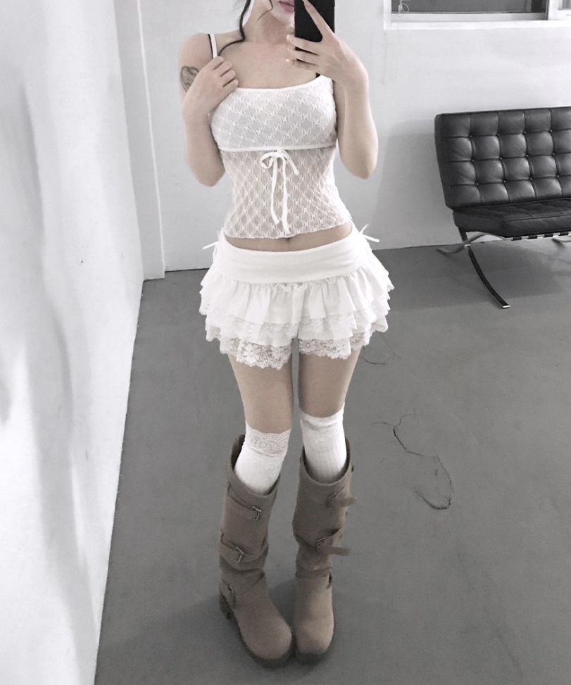 Ribbed Waist Ruffled Mini Skirt