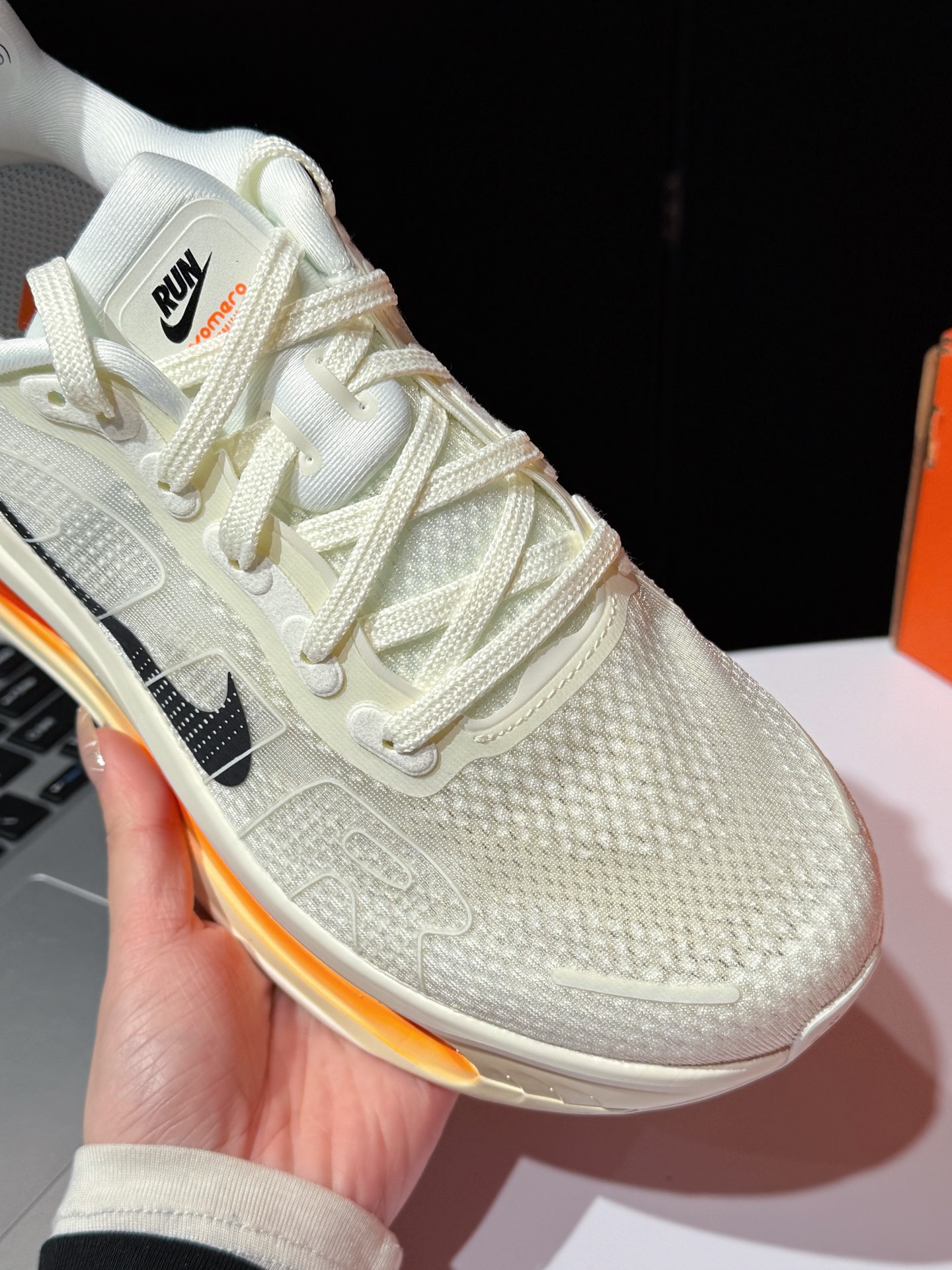 $338對。2對起$328對。Nike Air Max 系列全新氣墊跑鞋 👟