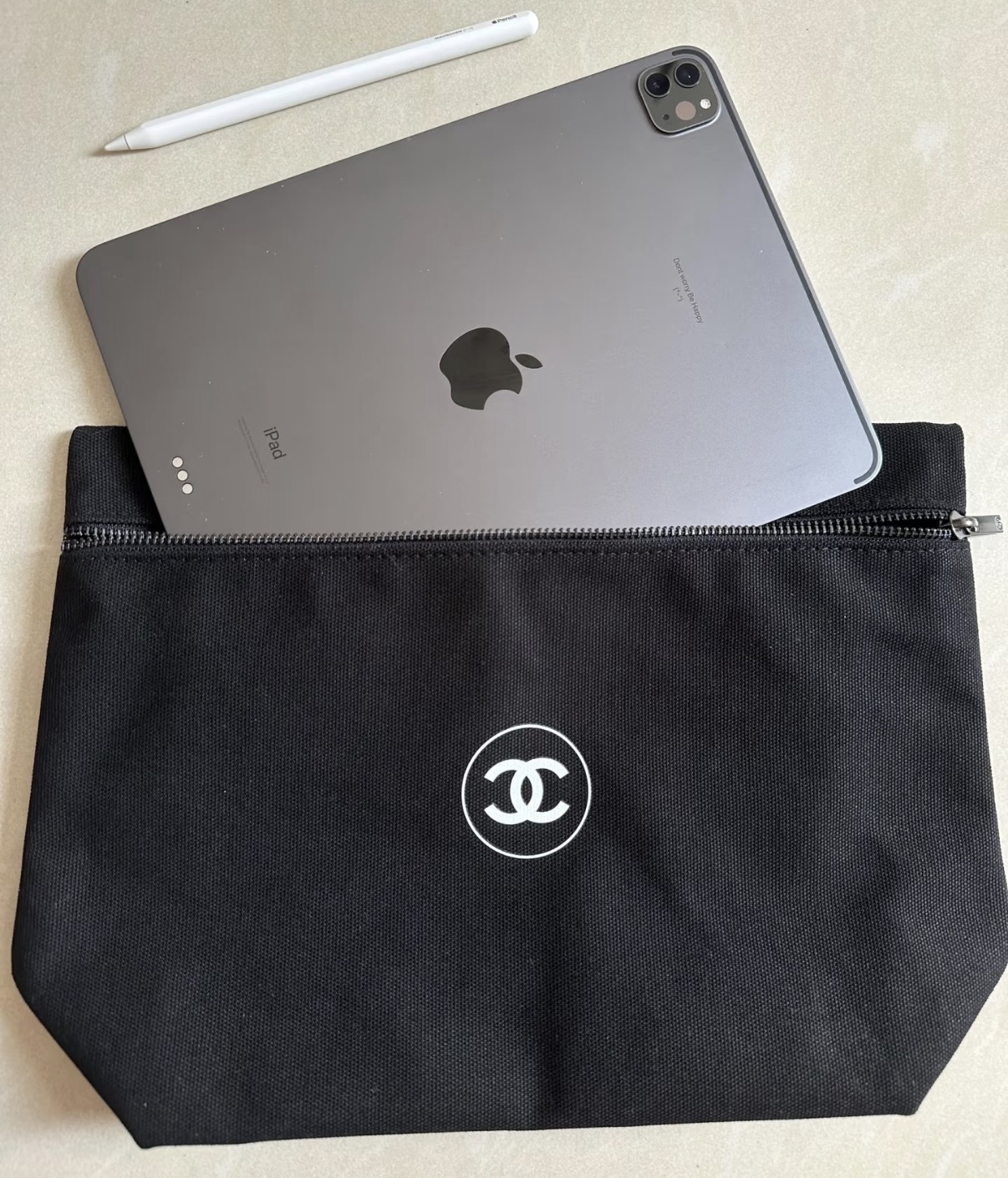 Chanel 大化妝袋(旅行收納）