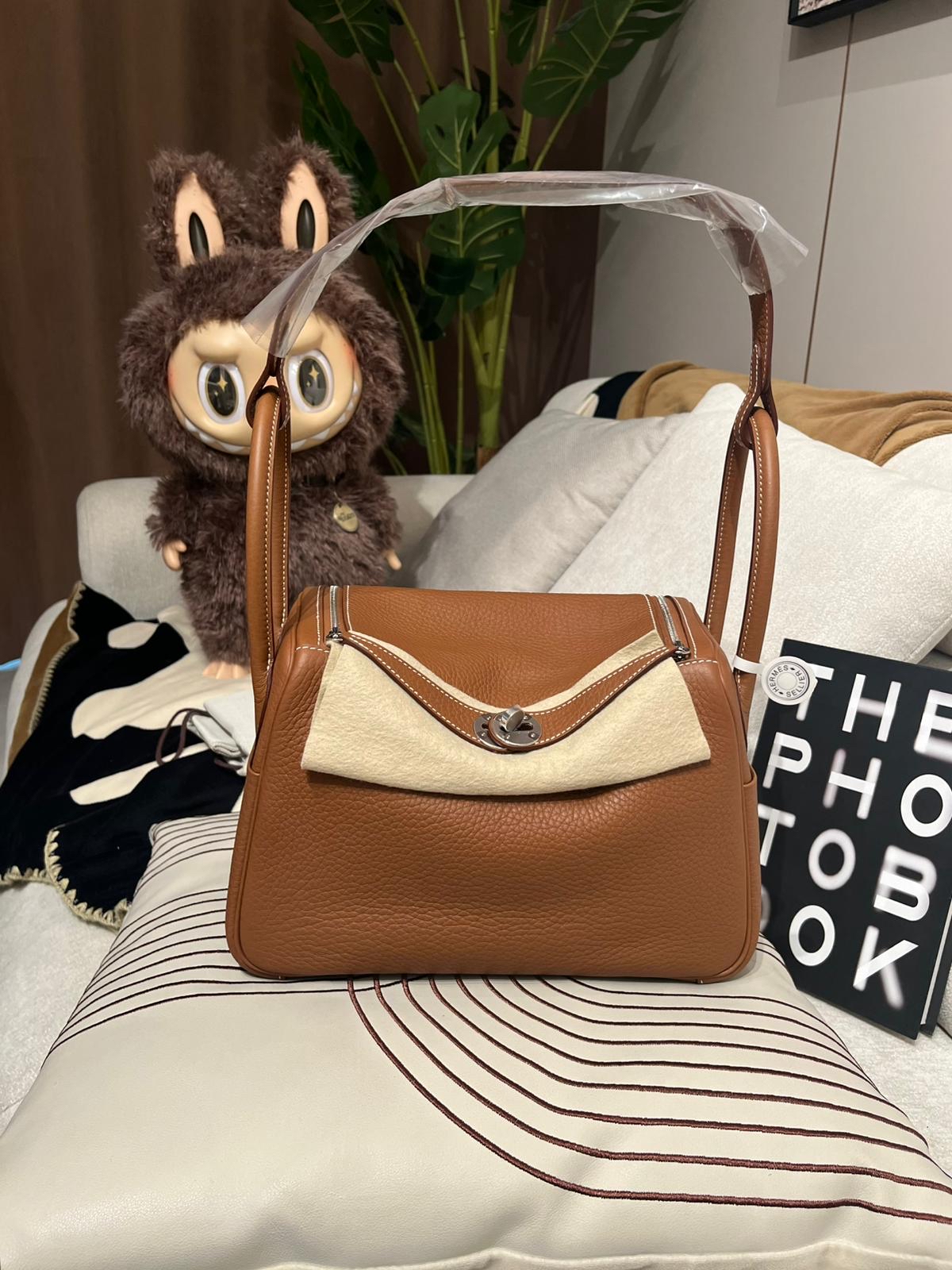 全新 Hermes Lindy 26,STAMP W, GOLD 100%Authentic,100%NEW 全新貨品 ✅收據✅dust bag ✅box