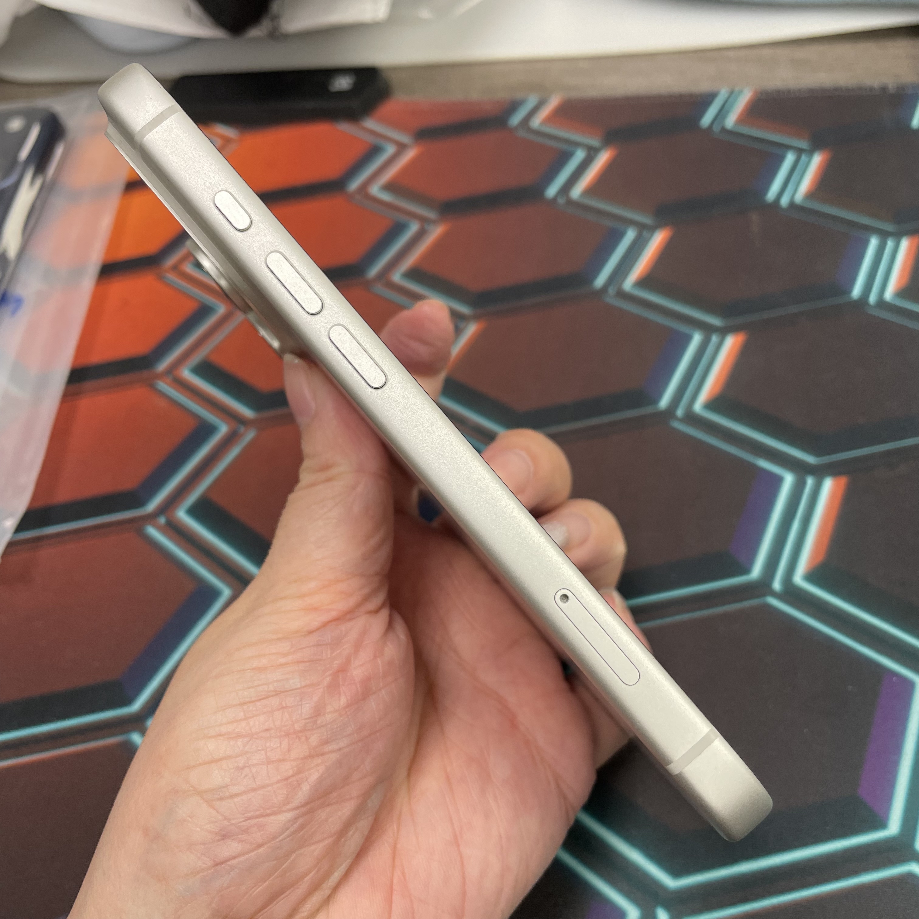 *8214 17 Pro 完美機 512GB 電91 銀色 sliver