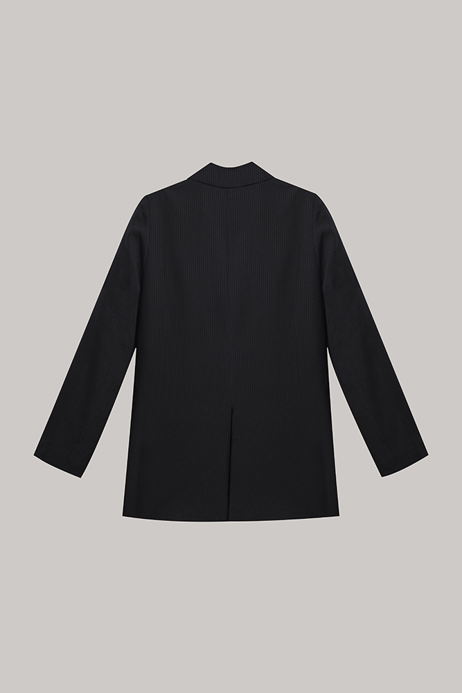 Classic Black Minimalist Tailored Blazer