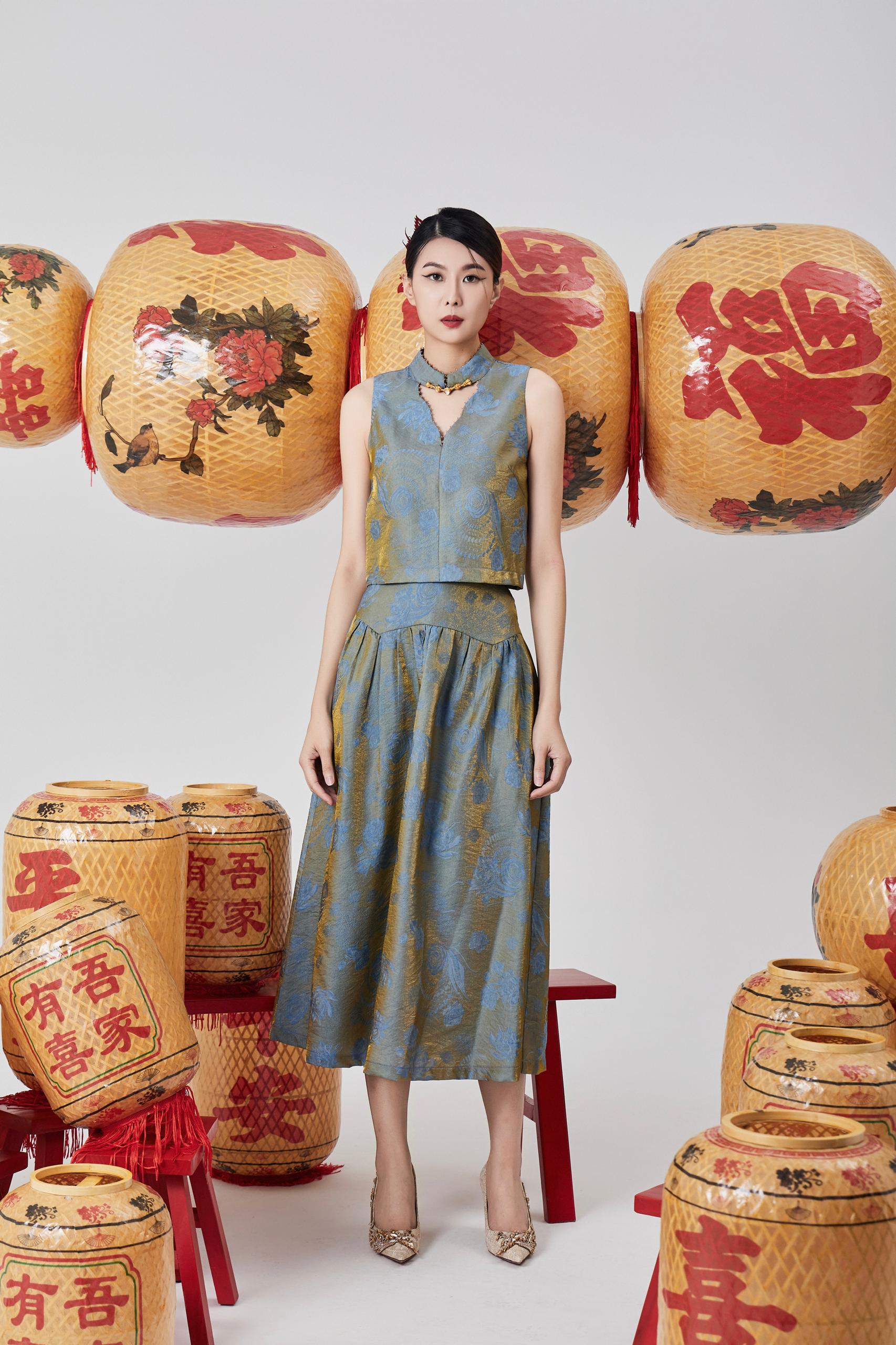 独家胸前绣珠旗袍上衣 2607