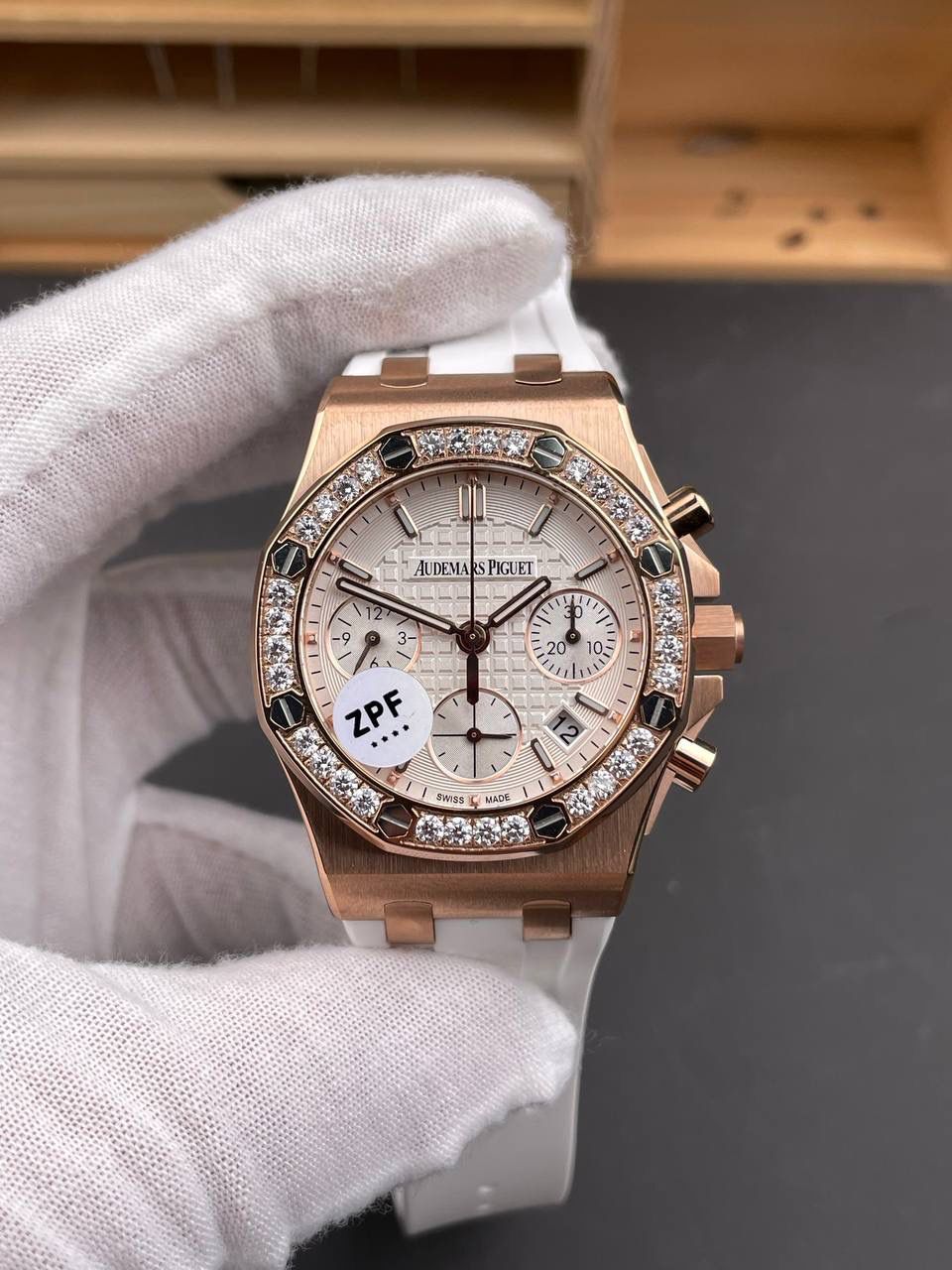 🚀皇家橡树26231 玫金白盘/37mm/7750机💯