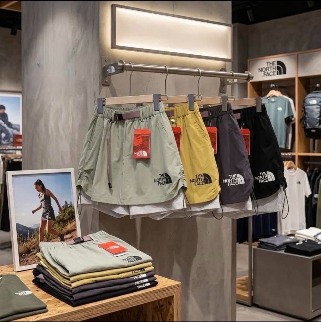 YW260642 - TNF.山系戶外鬆緊腰運動褲裙