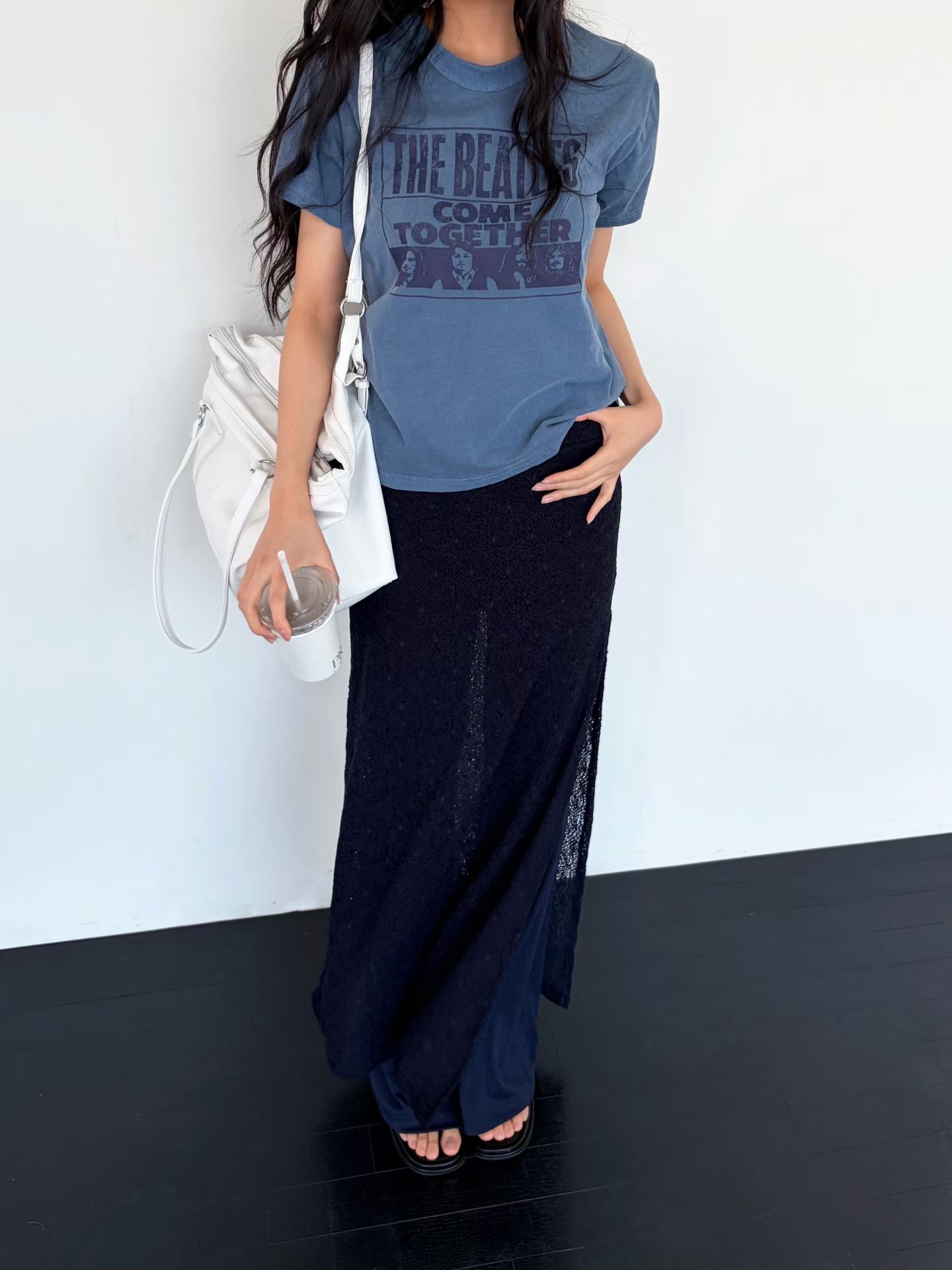 221538 “THE BEATLES” Tee