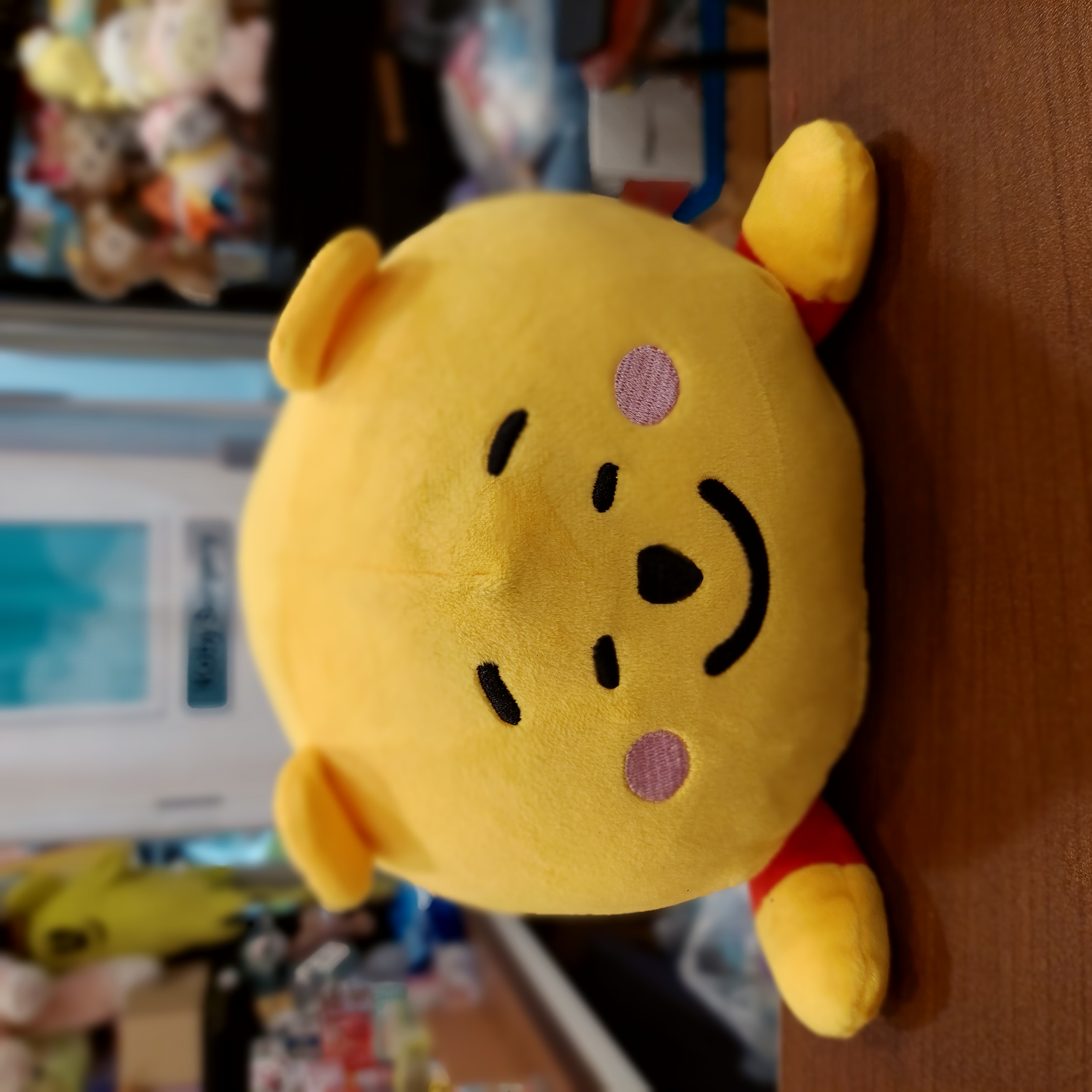 台灣版 坐姿改善維尼 Winnie the pooh 公仔 