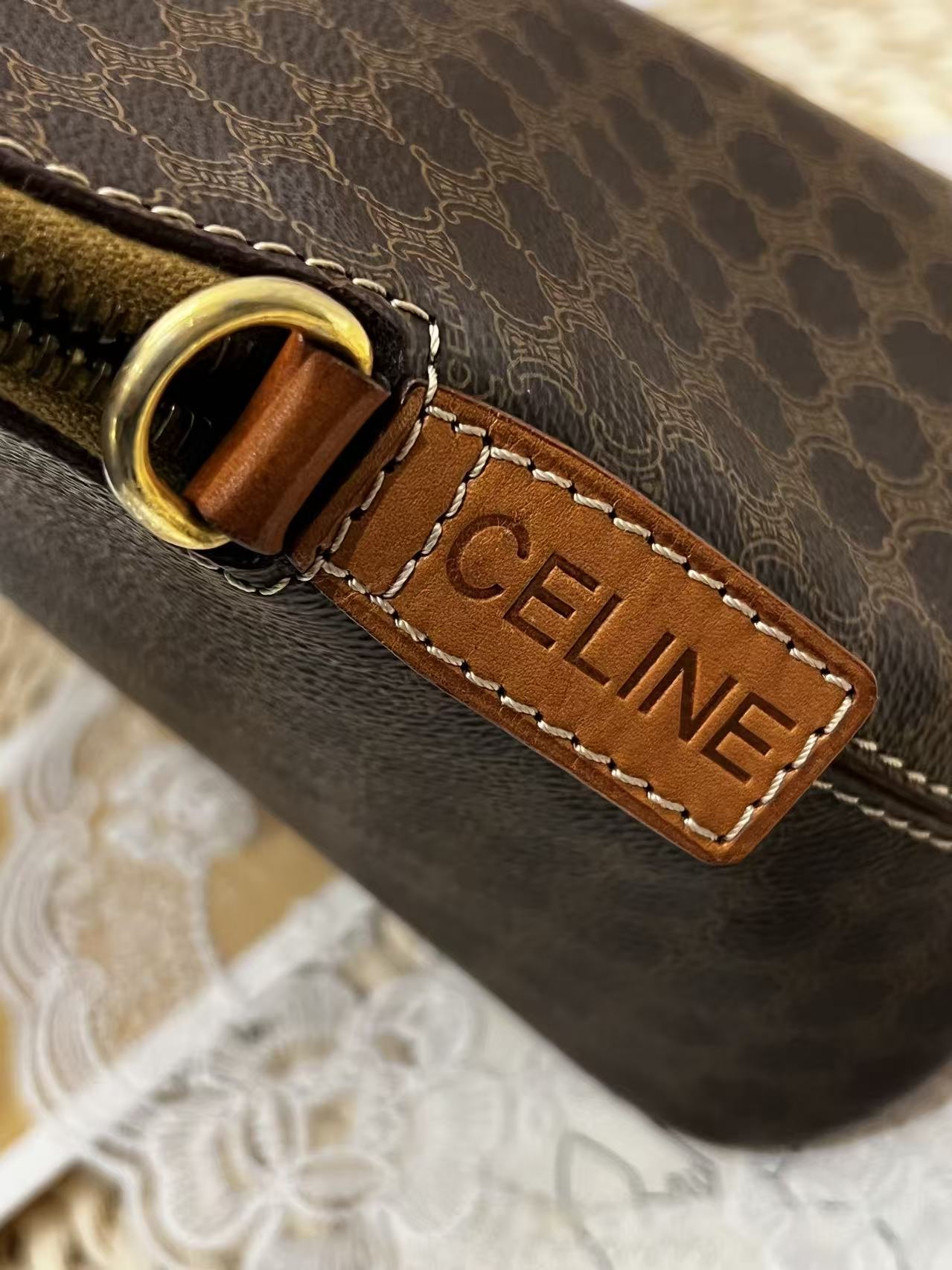 Celine Vintage Macadam Canvas Bolide Bag（揹帶款）