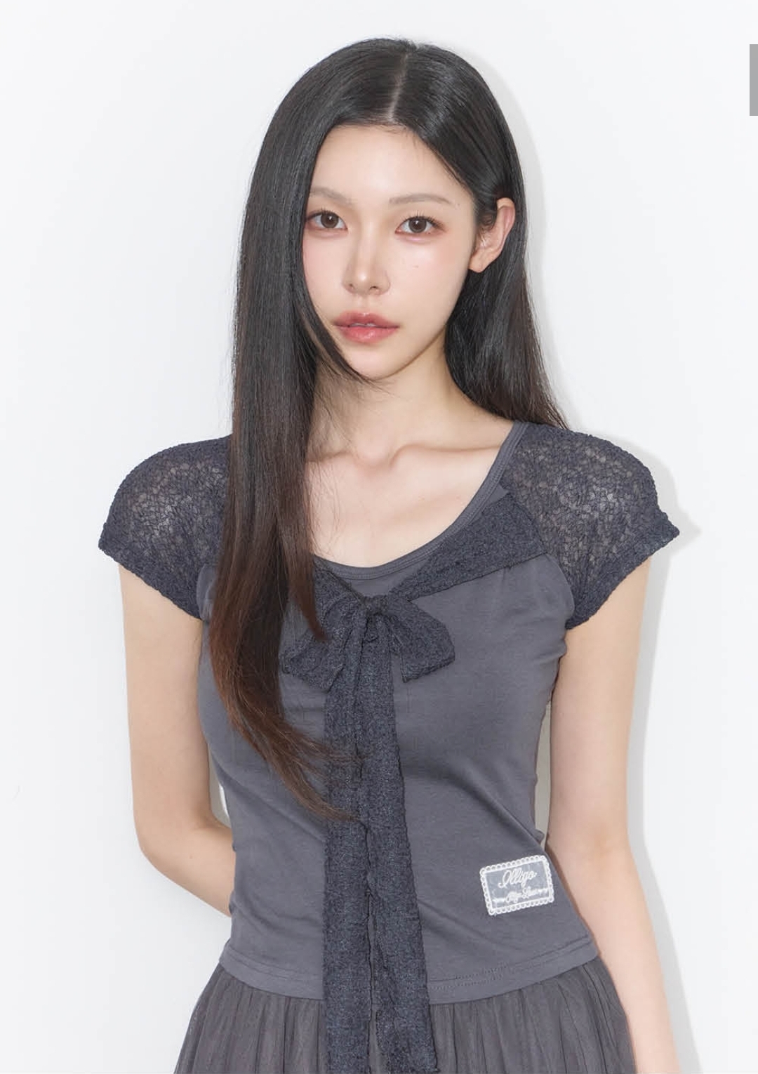 Illigo Lace Ribbon T-shirt
