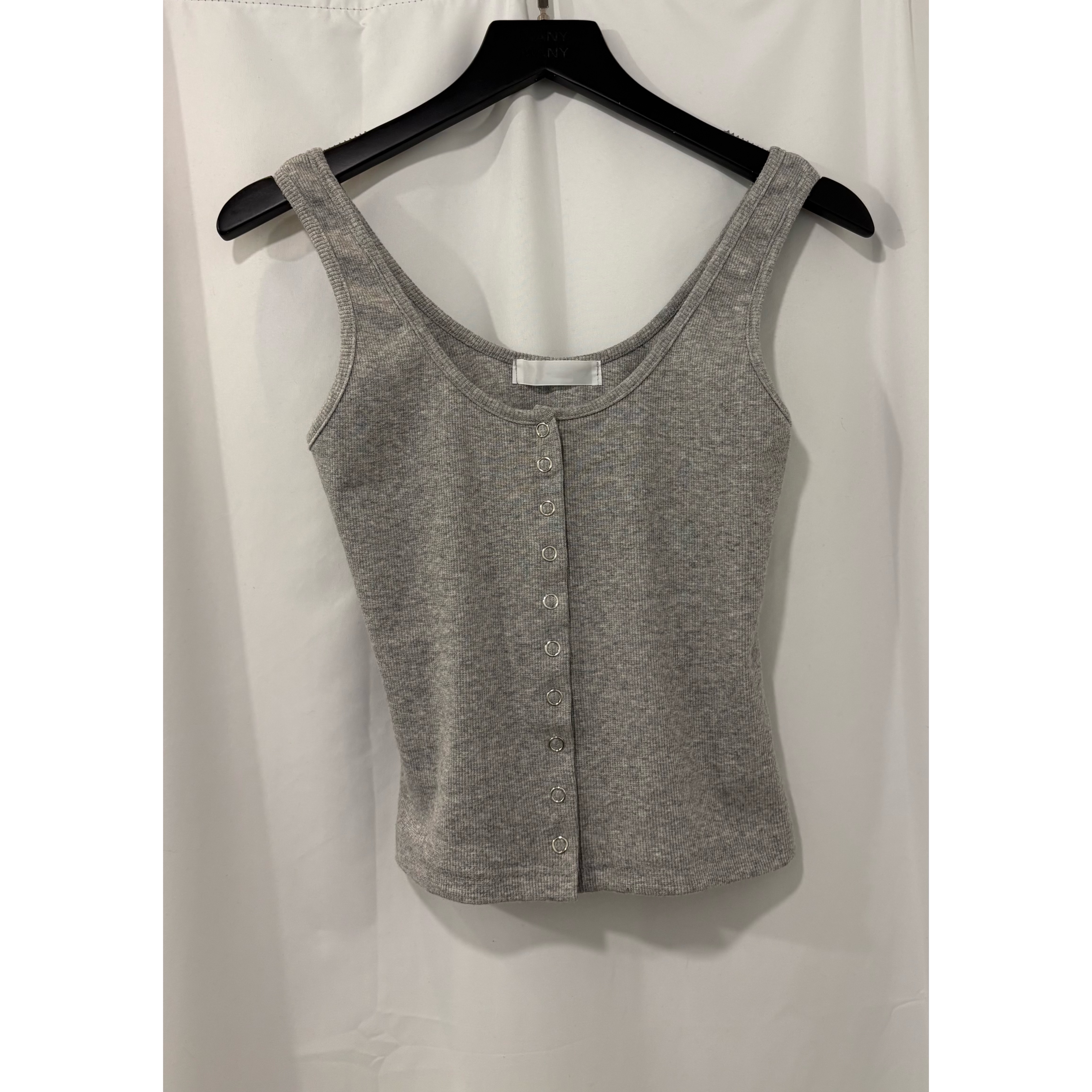 新品價6月6截單🤍2606E《PRESS STUD VEST》
