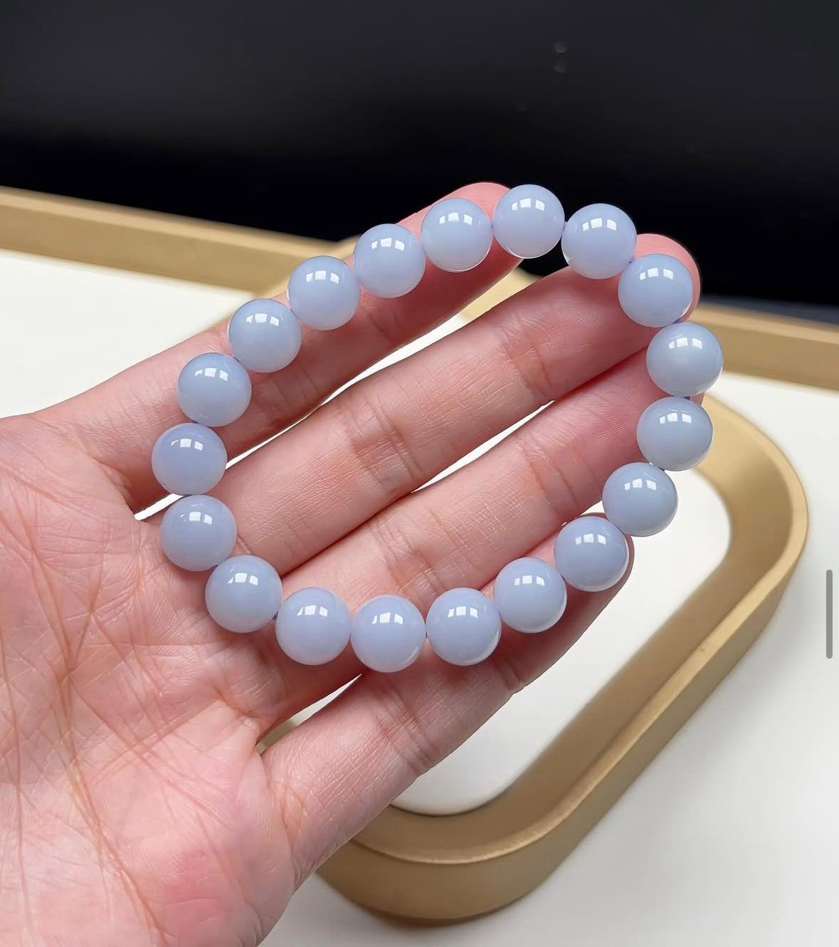 10mm 天空藍翡翠手串