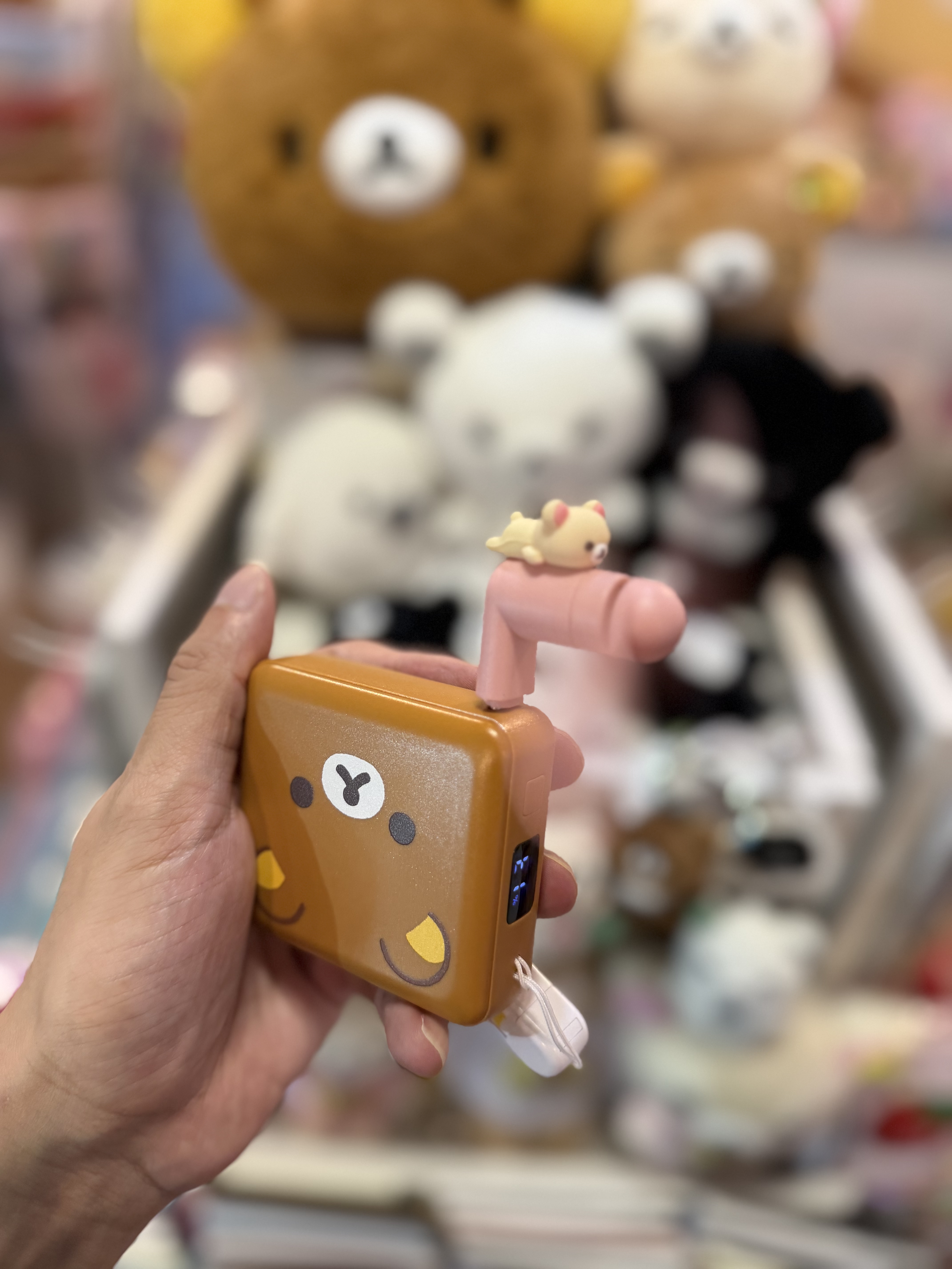 ⭕️留意此商品只能寄香港及澳門地區！《現貨》全新Rilakkuma 智能風扇 全2款。Type-C 插頭。即插即用 手機/外置充電器均可用（需 Type-C 插頭）