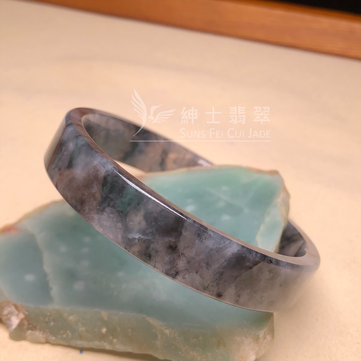 山水烏雞方鐲54.4mm YM00100