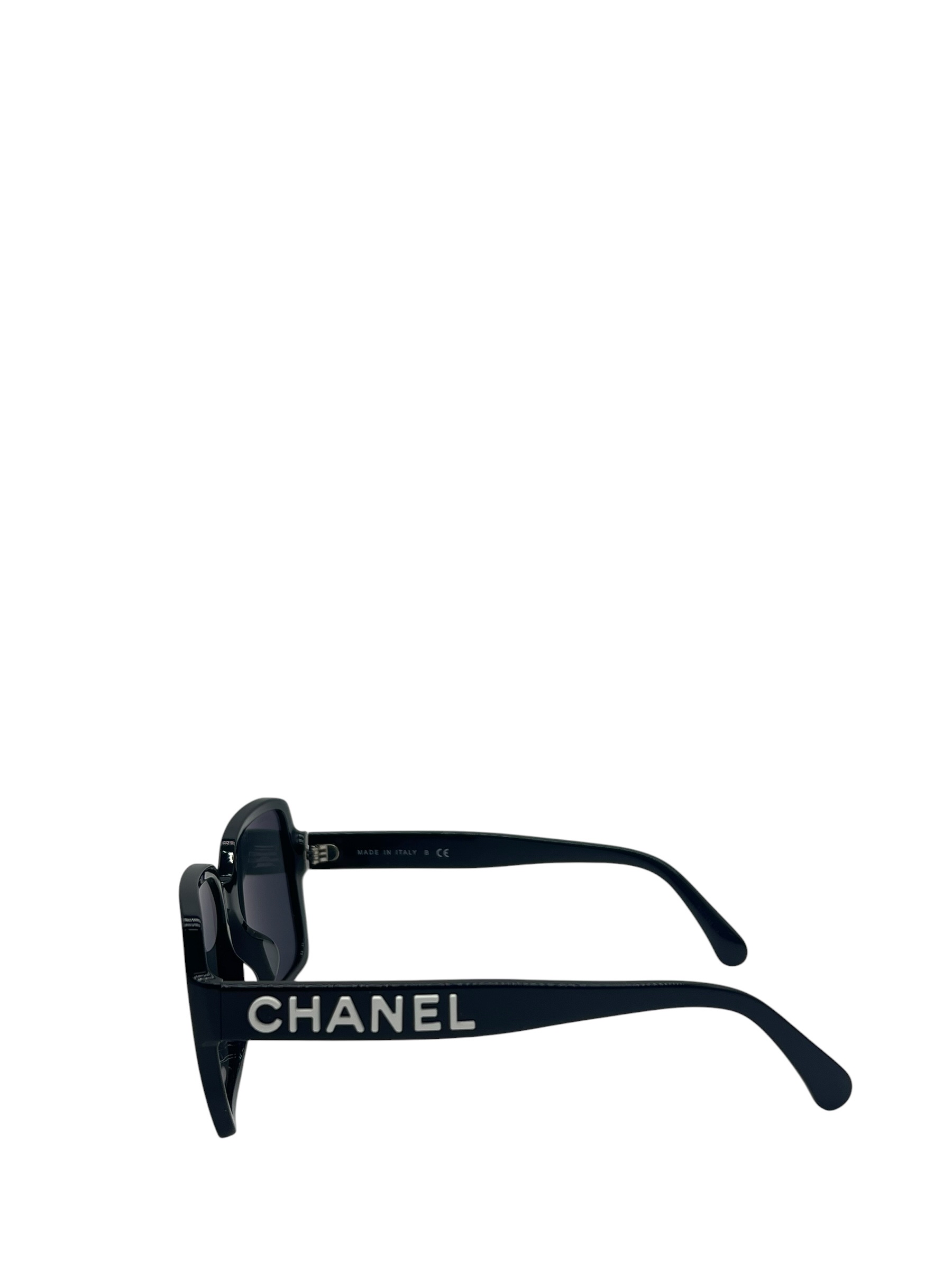 Pre-Owned CHANEL Sunglasses / Product Code: 26061102