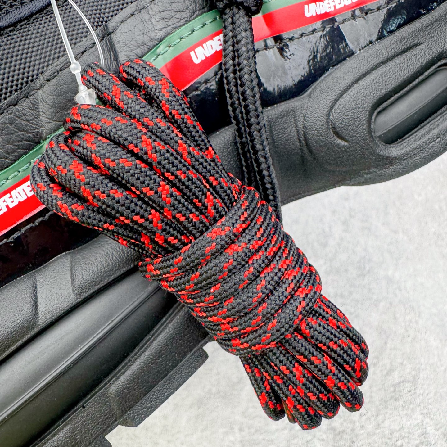 UNDEFEATED x Nike Air Max 95 IB4453-001