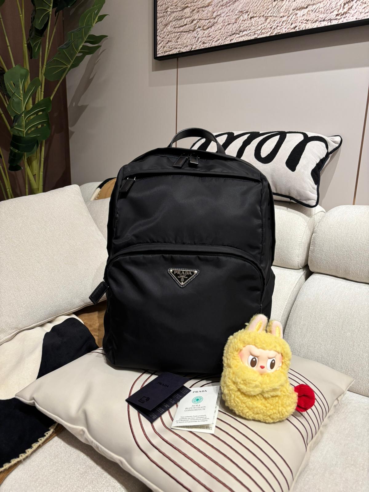 Prada re-nylon backpack  NFC ,100%Authentic ,98%new ✅ certificate card✅dust bag 🩵 專門店售價$19,500📣 