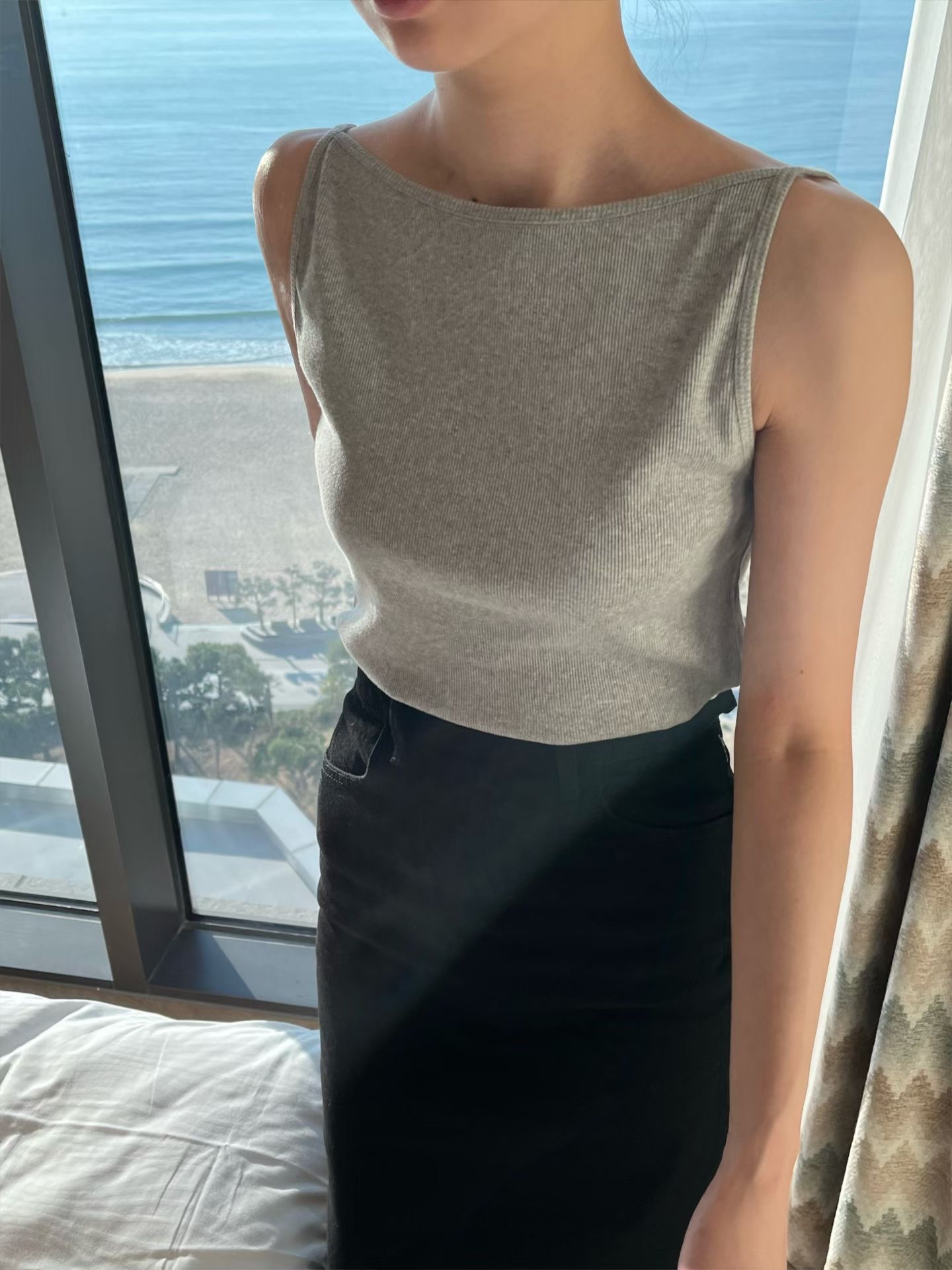 Elegant boat neck U-back cami top