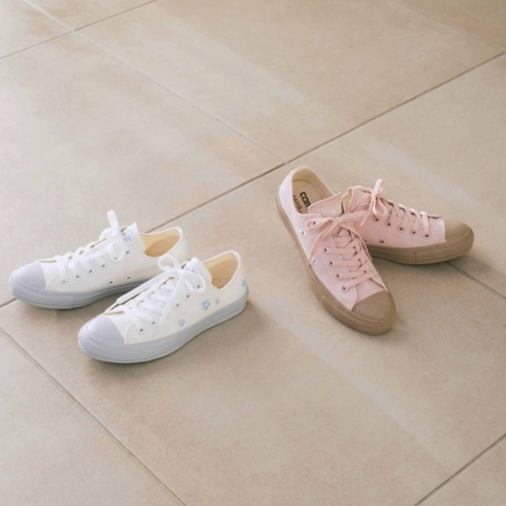 日本預訂📍日本CONVERSE×Earth花花刺繡圖案低筒鞋 不包郵 2026年4月中下旬出貨