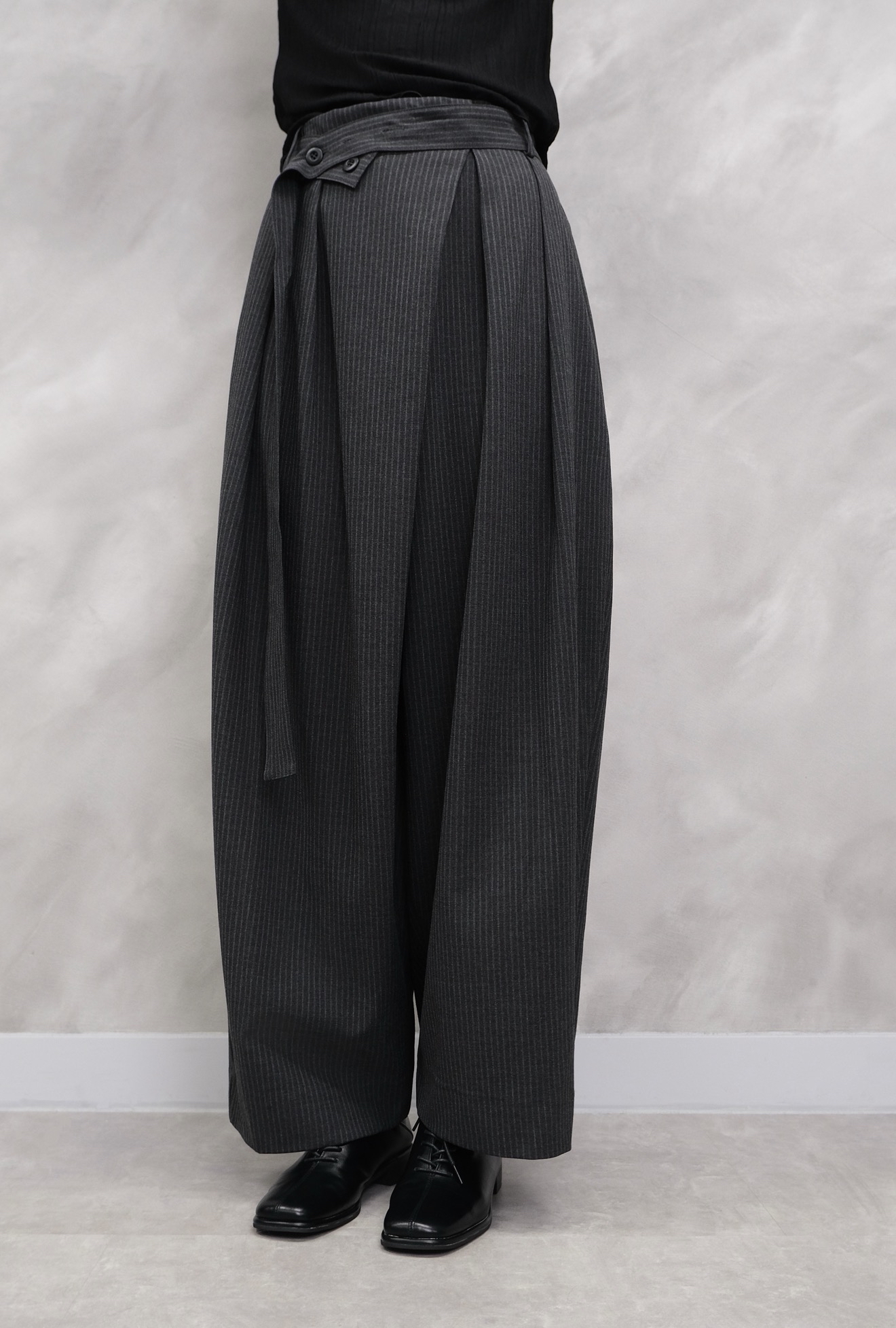 Pinstripe Volume Cross-Waist Trousers #pt82