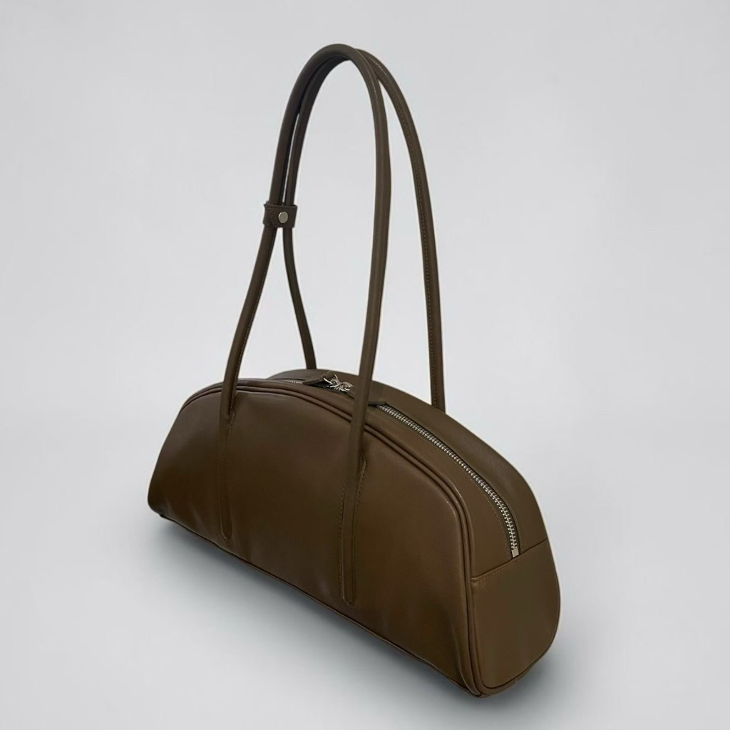 【新品牌Lampas】預訂_Classic Elongated Lambskin Shoulder Bag By Lampas