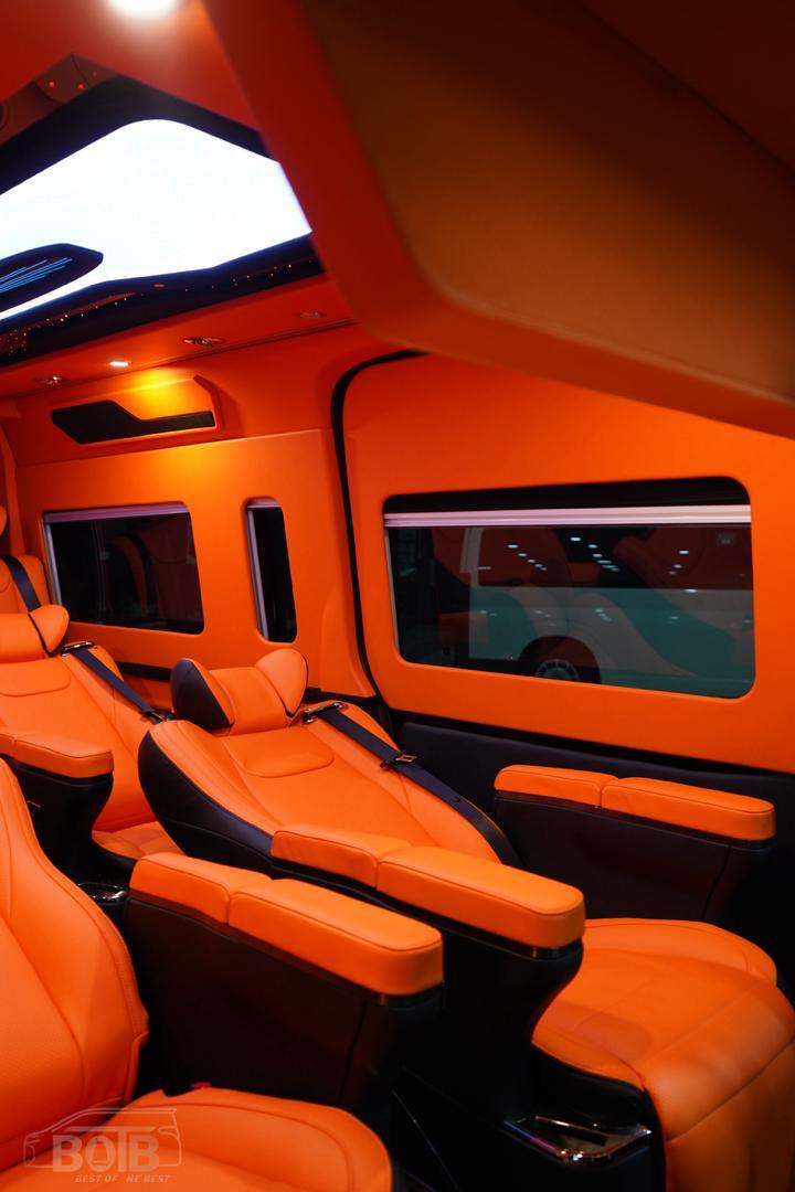 HIACE INTERIOR SIDE BOARD