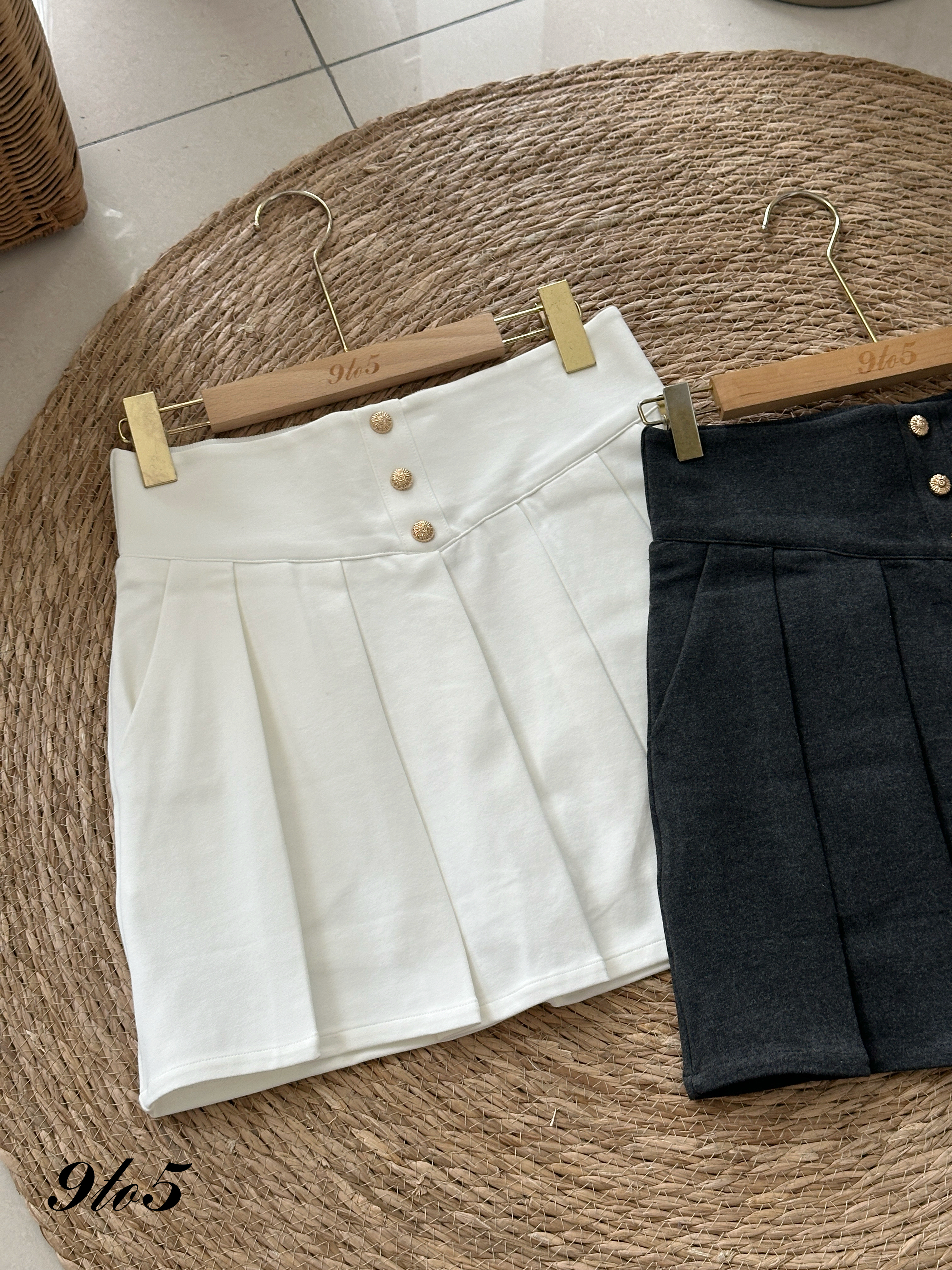 S1872 Short Pleated Skirt - 3 Colors 