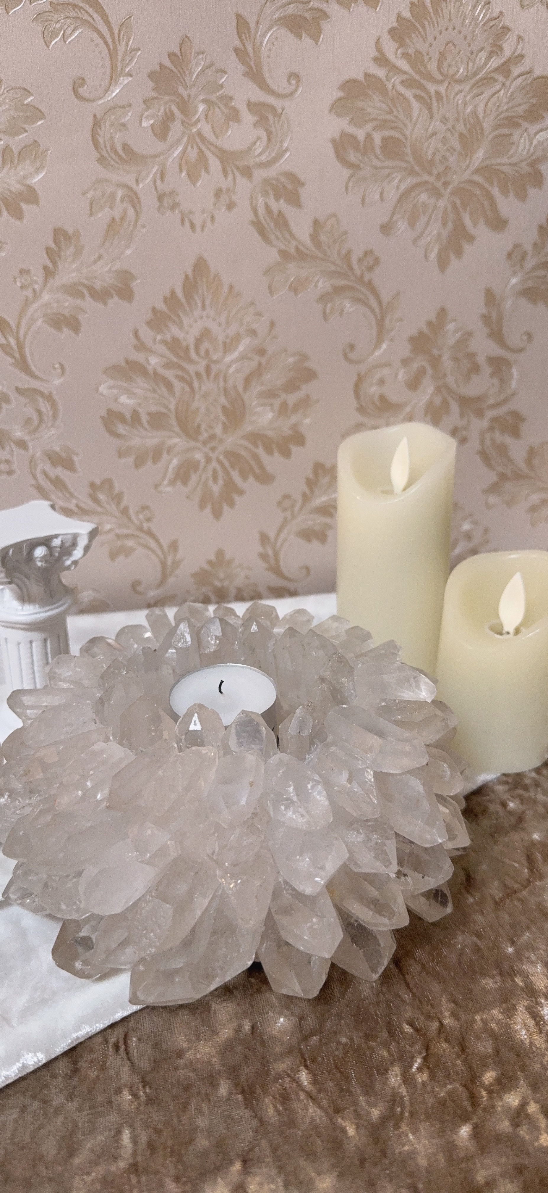 巴西純淨之光：白水晶「盛開花朵」燭台