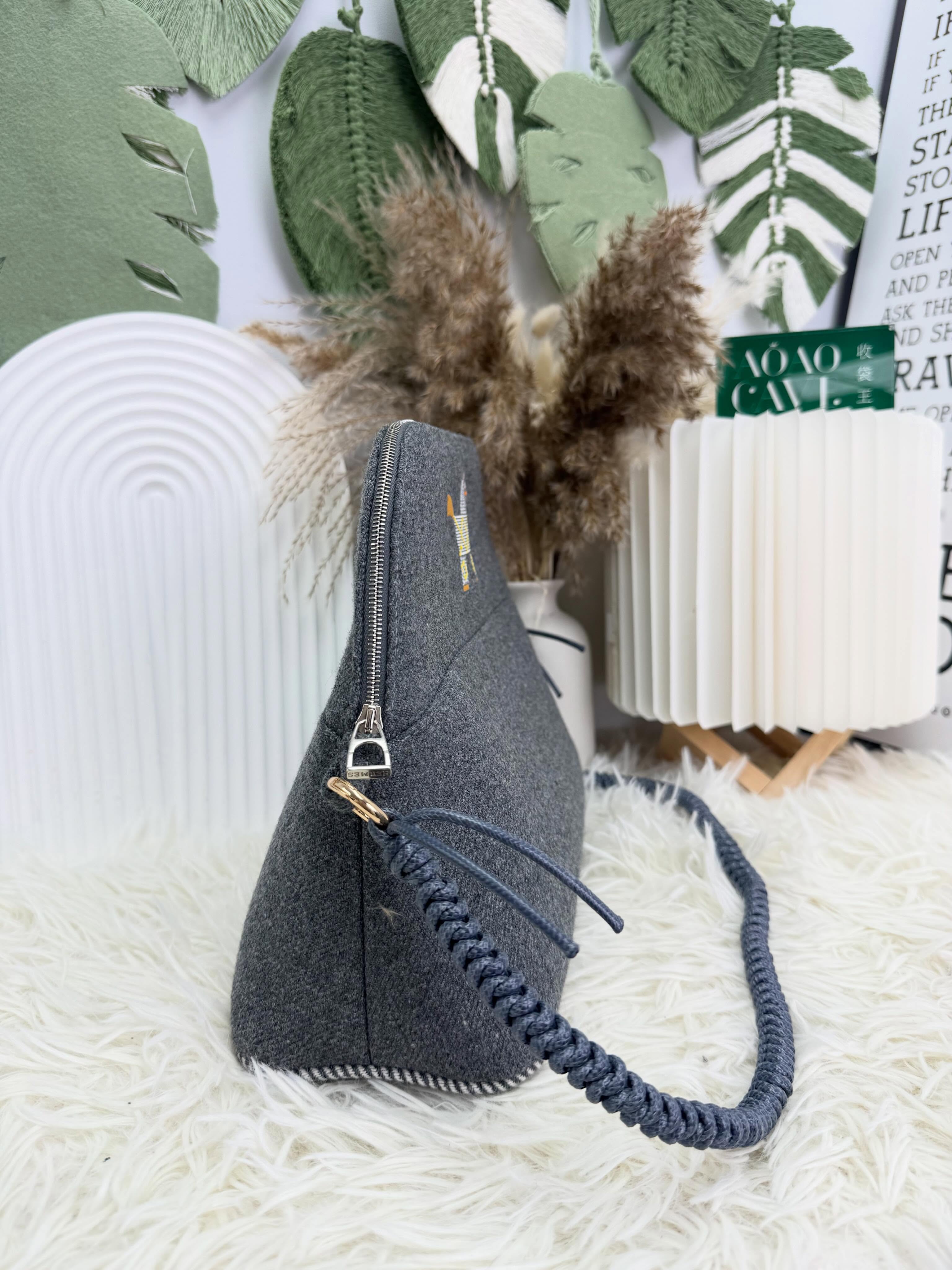 Hermes👜 PRE OWNED 🛍️灰色保齡球飯盒包 🩶  