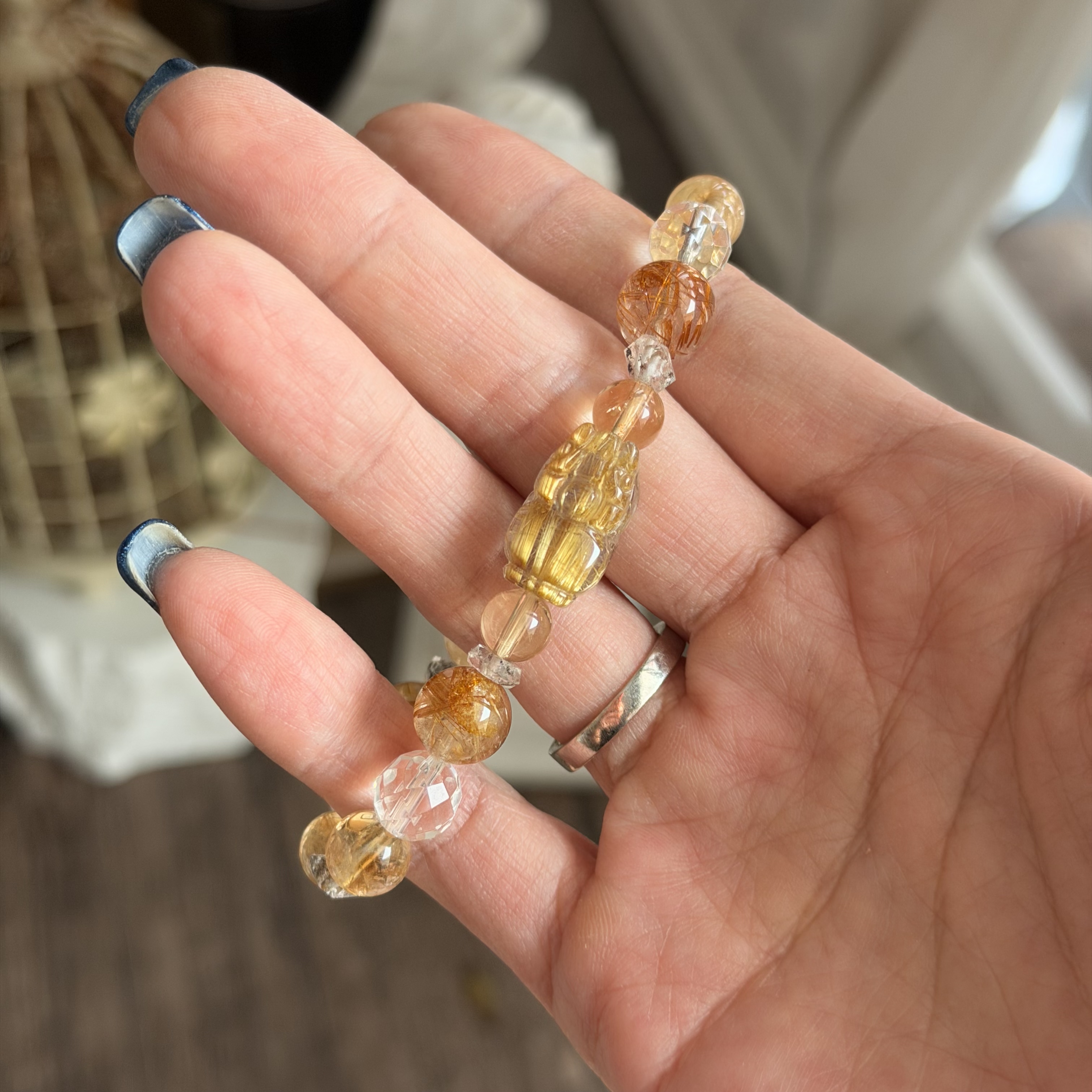  金鈦晶貔貅襯金鈦晶、黃水晶、白水晶閃靈鑽手串